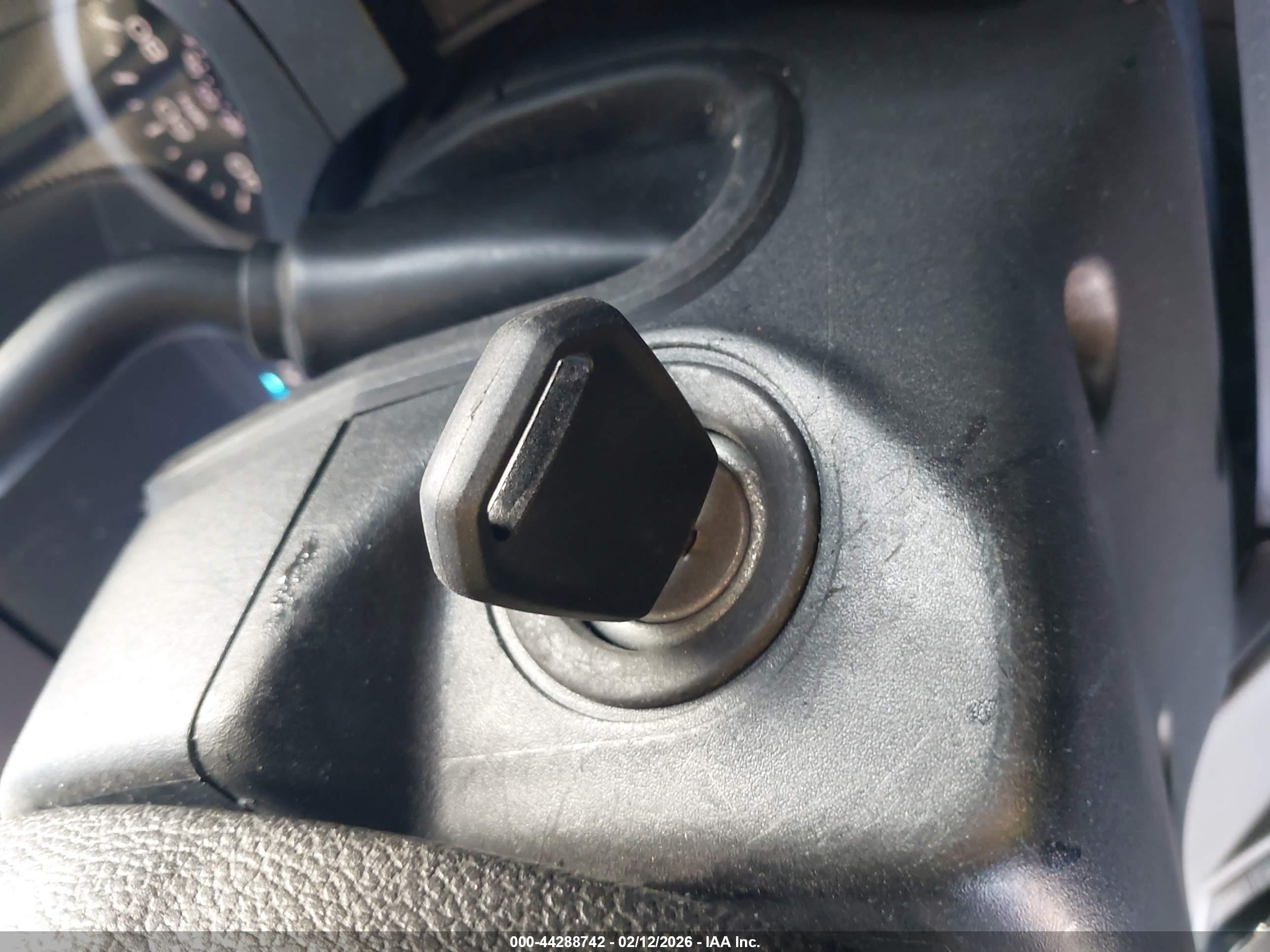FORD F-150 image 11