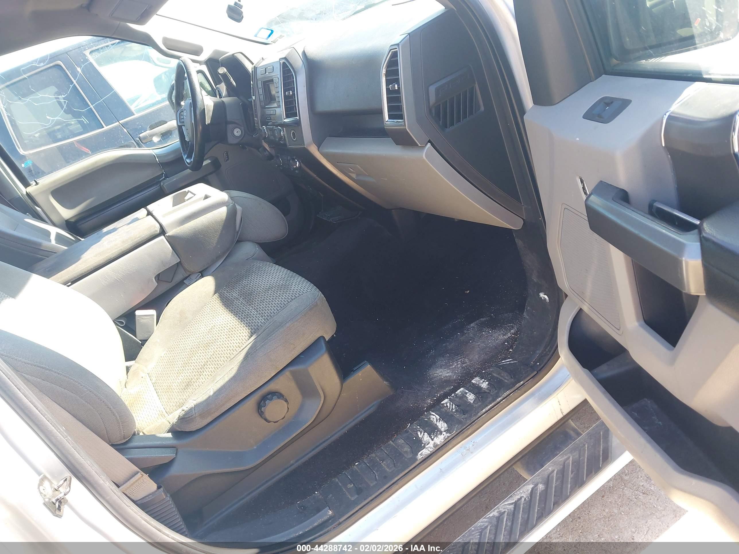 FORD F-150 image 5