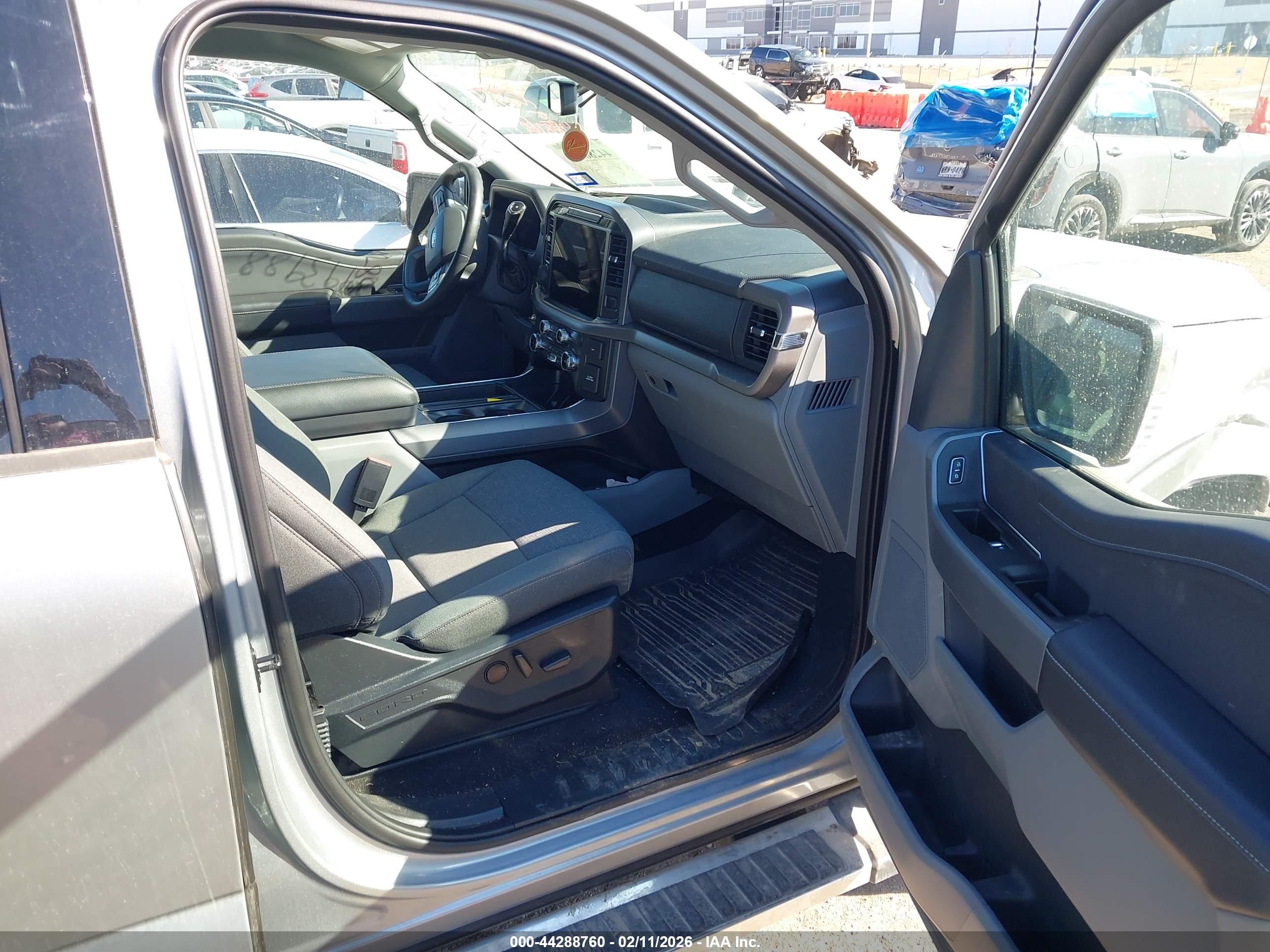 FORD F-150 image 5