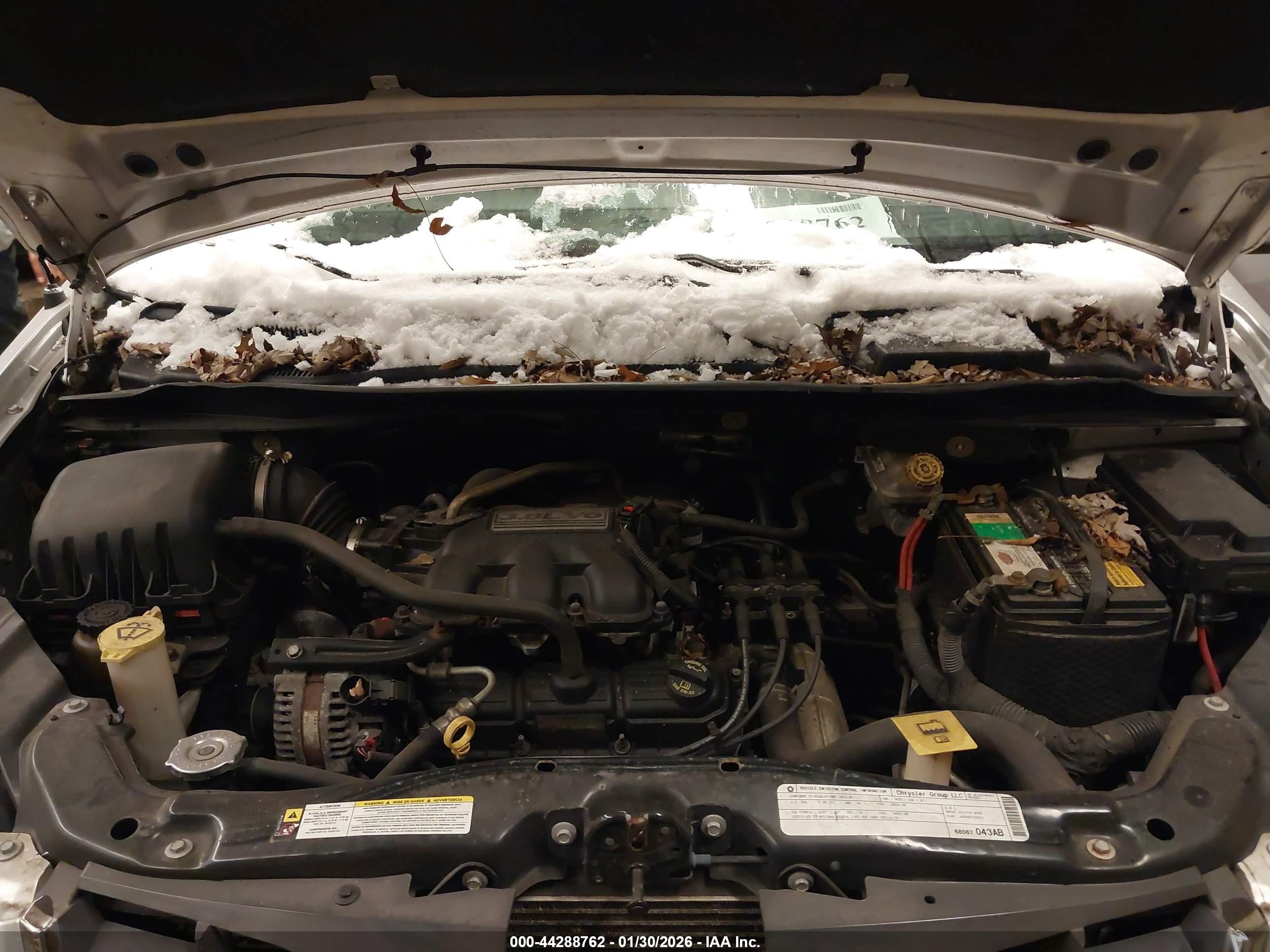 CHRYSLER TOWN image 10