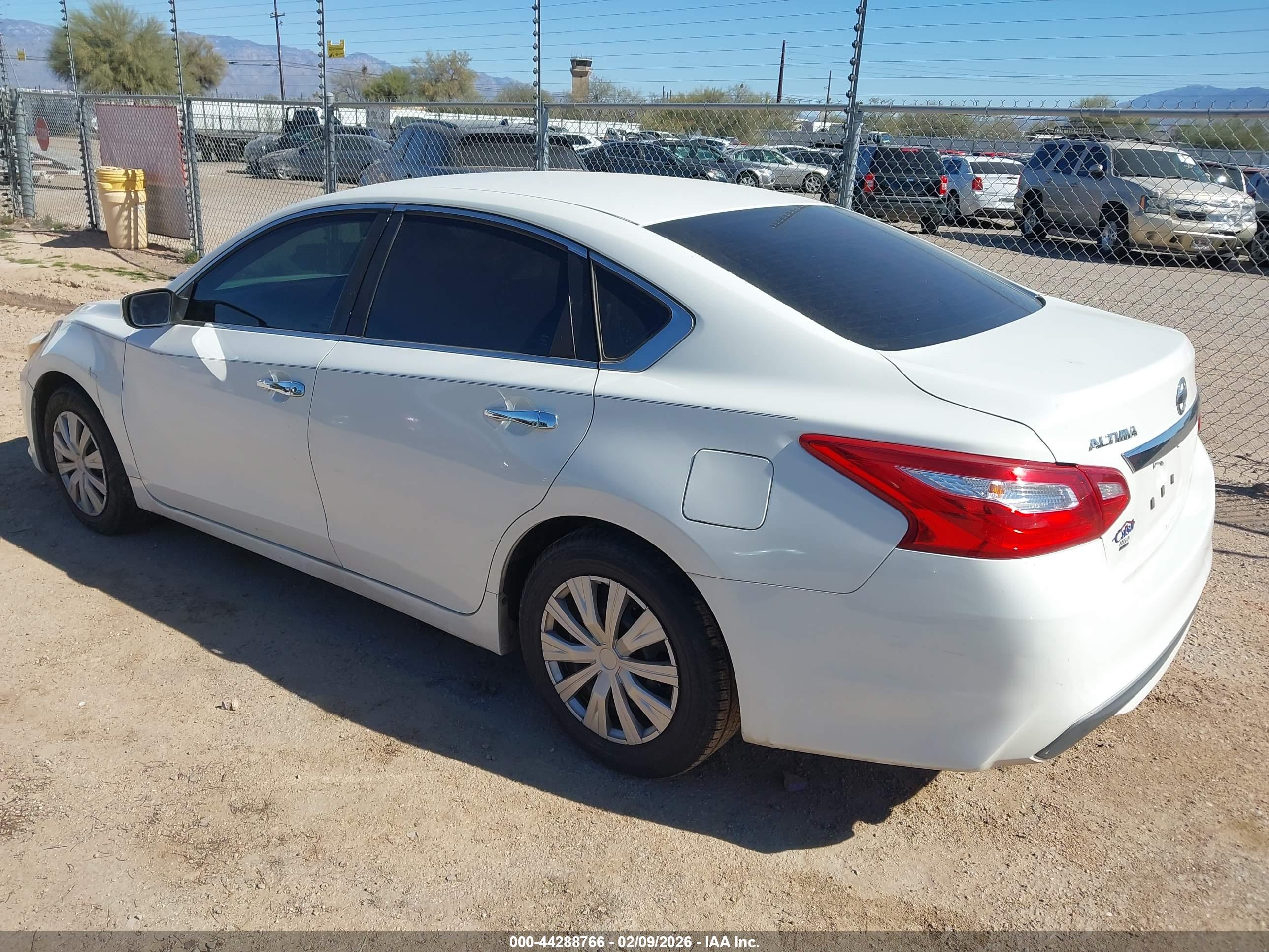NISSAN ALTIMA image 3