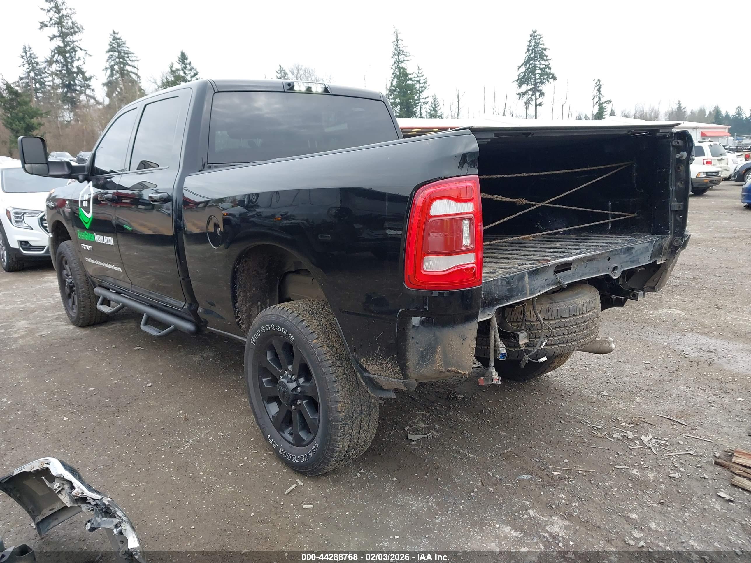 RAM 2500 image 3