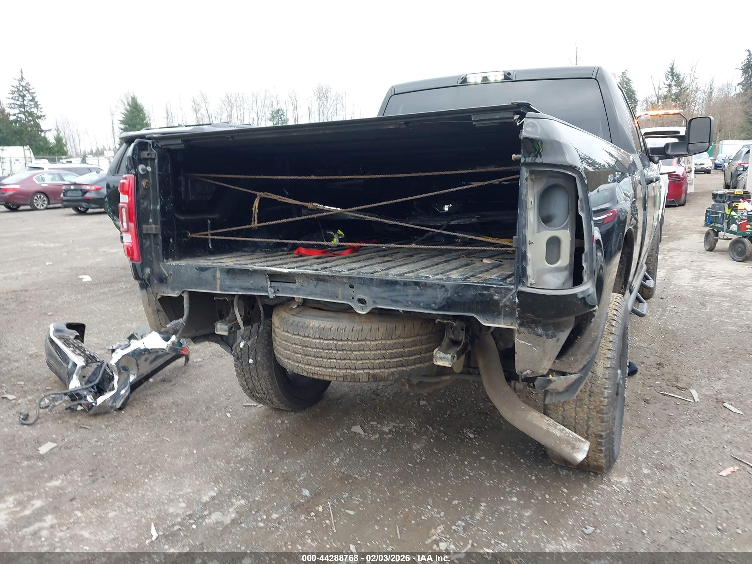 RAM 2500 image 4