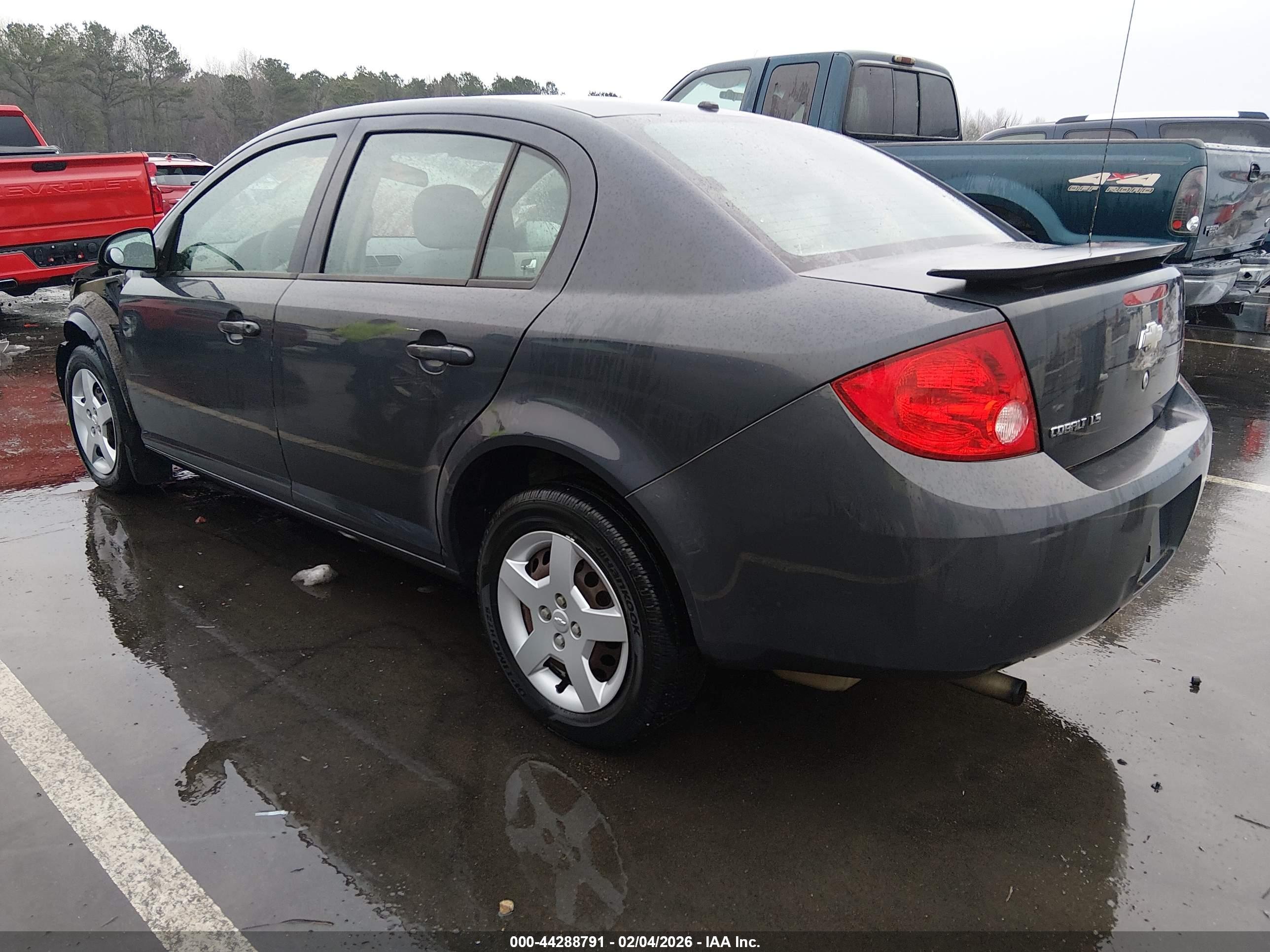 CHEVROLET COBALT image 3