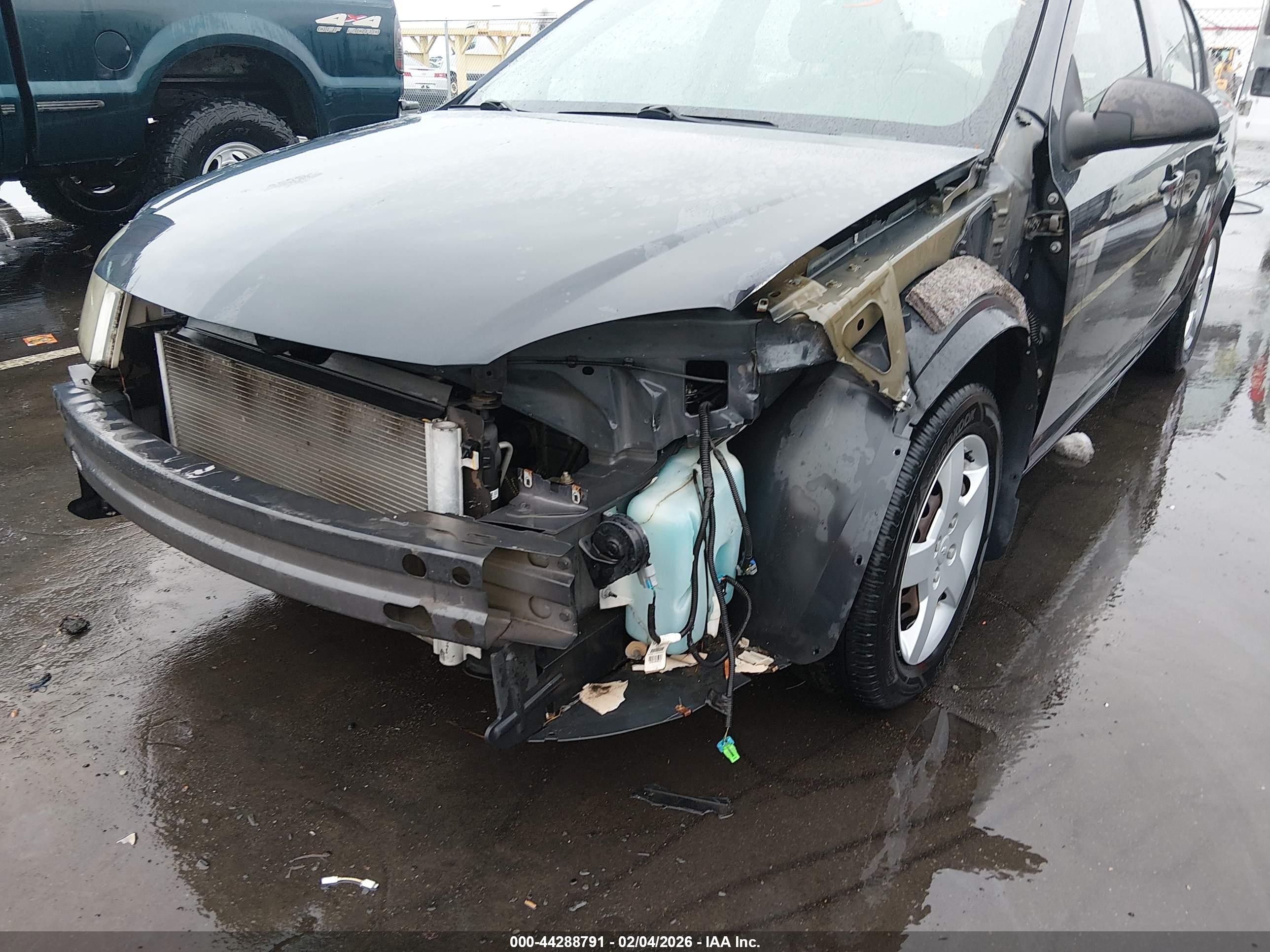 CHEVROLET COBALT image 6