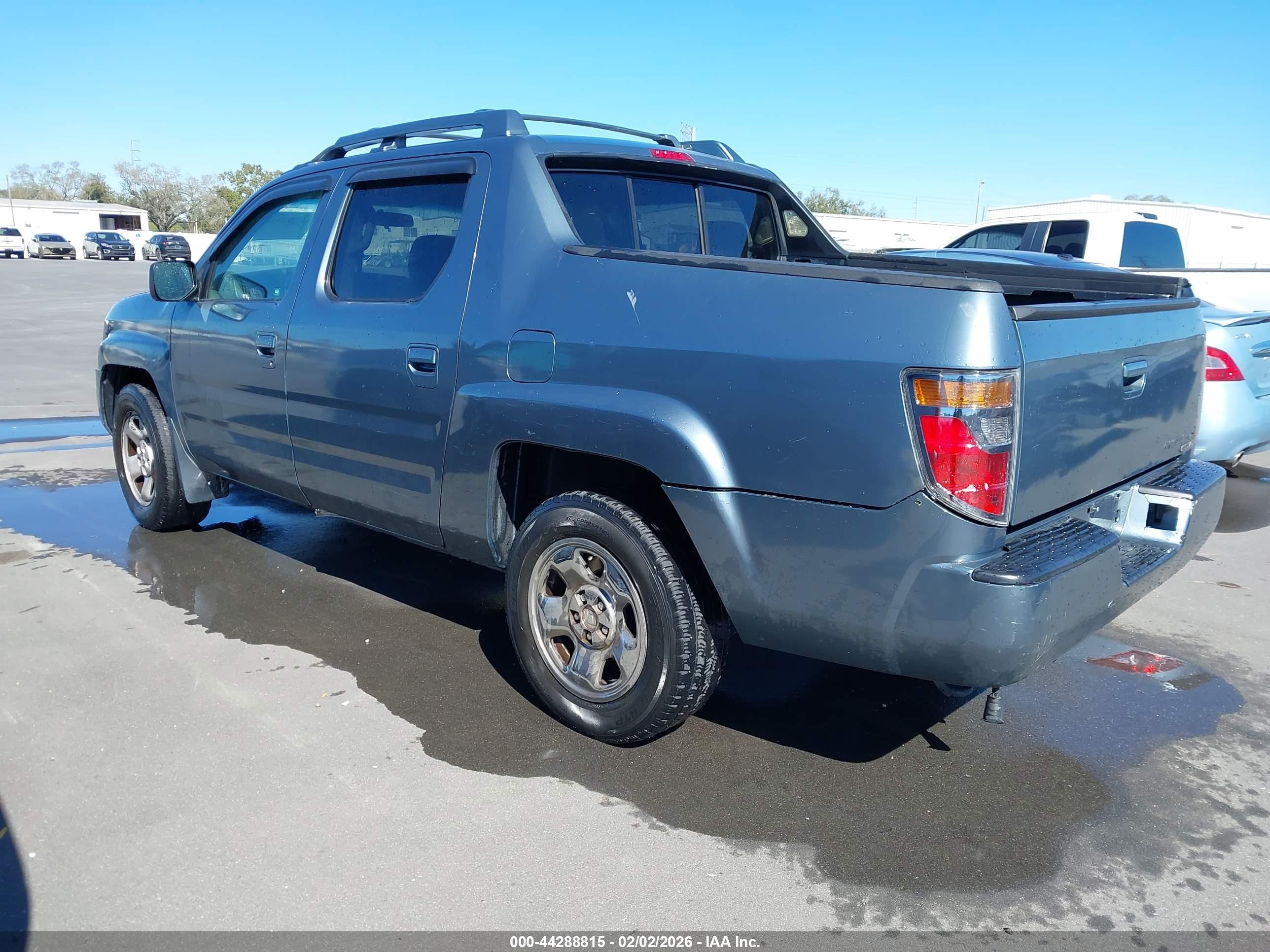 HONDA RIDGELINE image 3