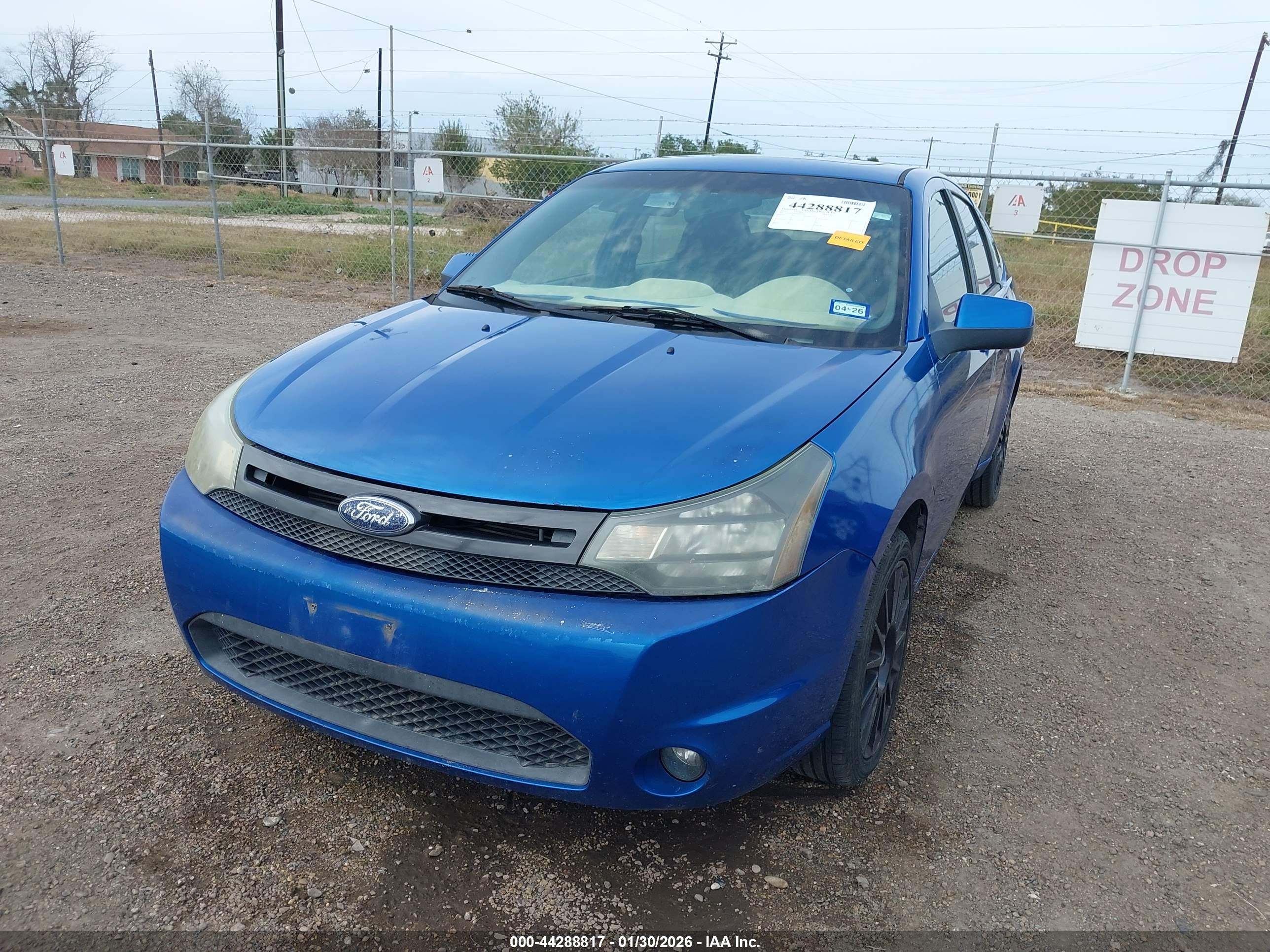 FORD FOCUS image 6