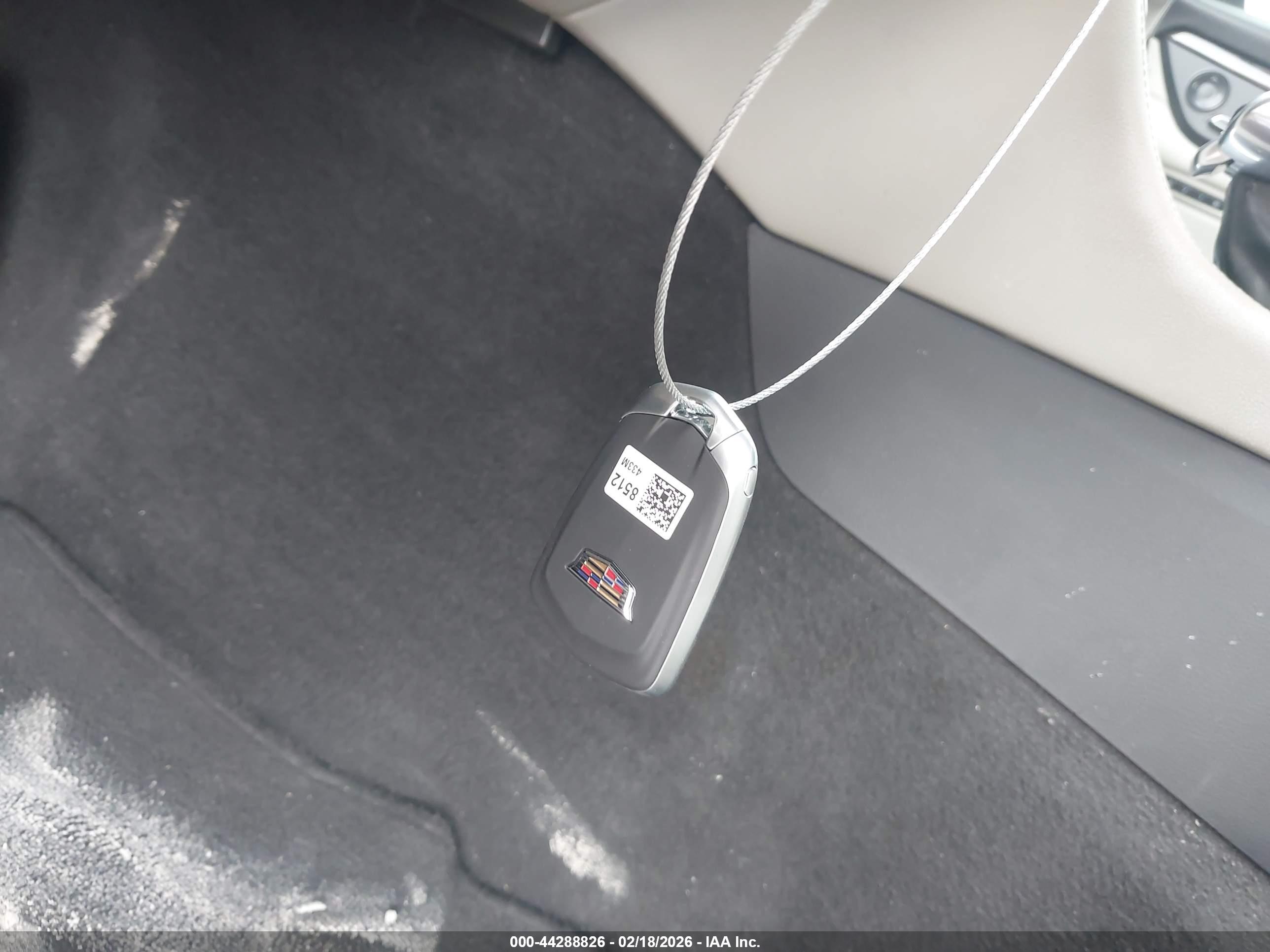 CADILLAC CT6 image 11