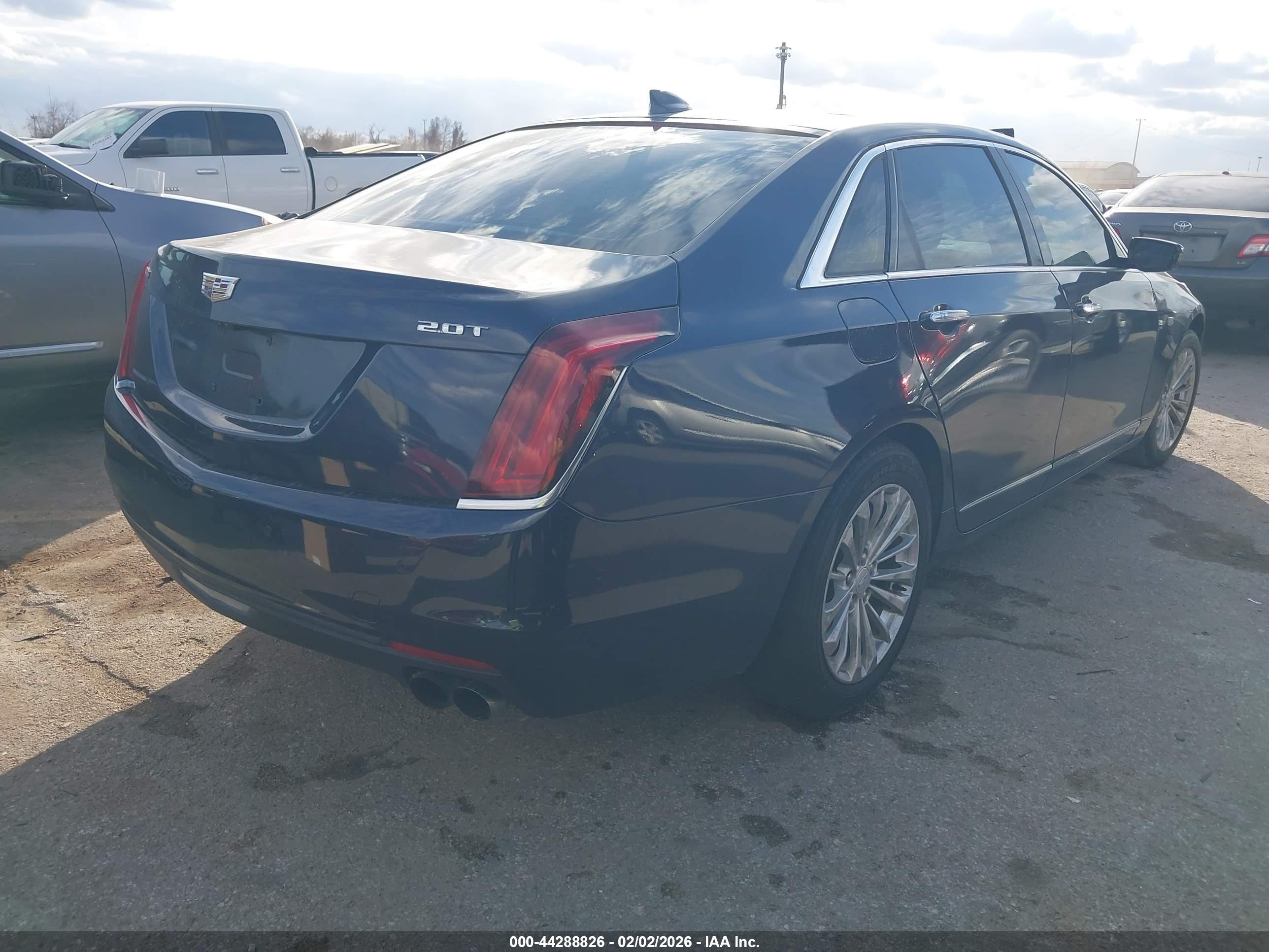 CADILLAC CT6 image 4