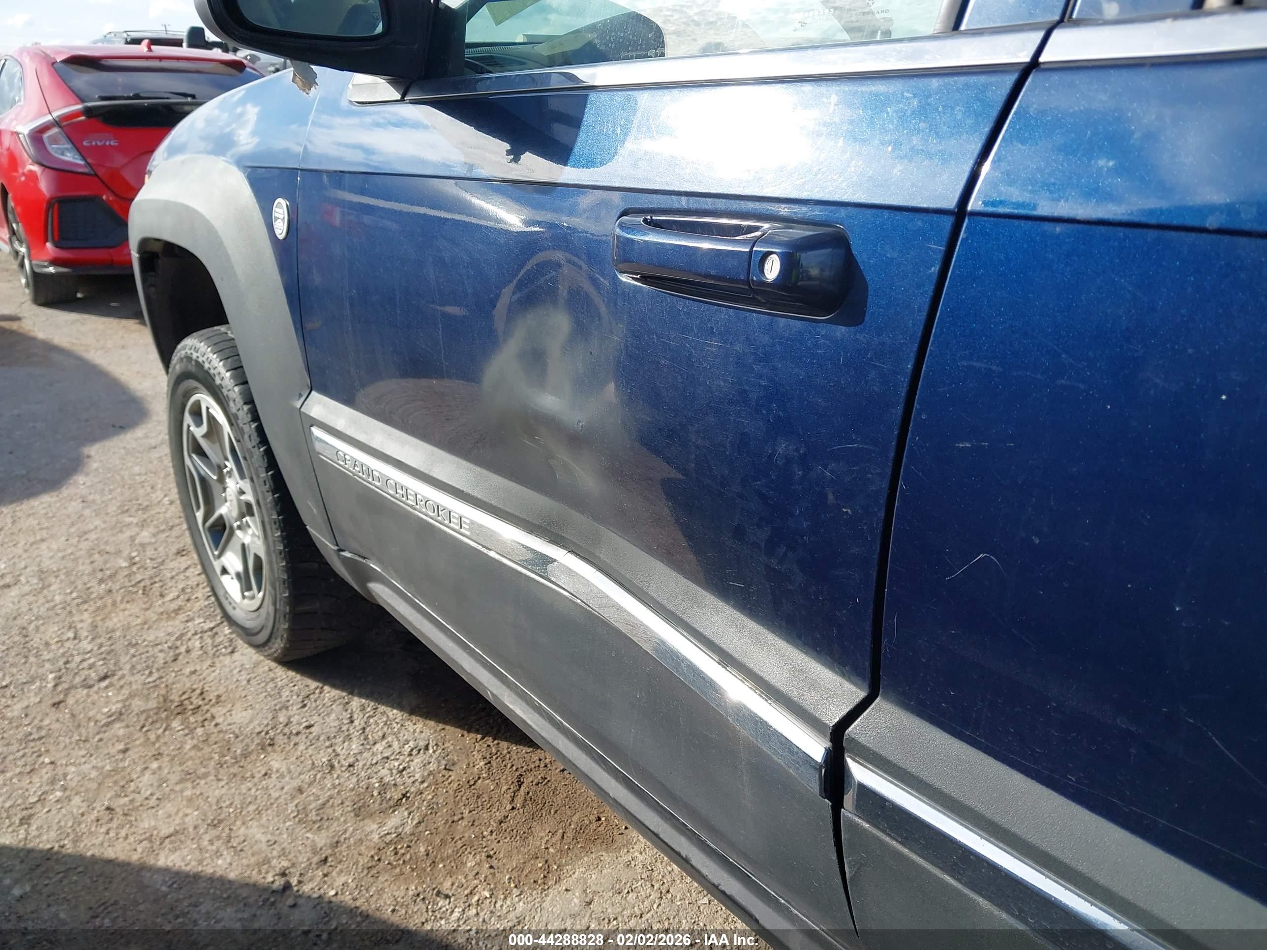 JEEP GRAND image 6
