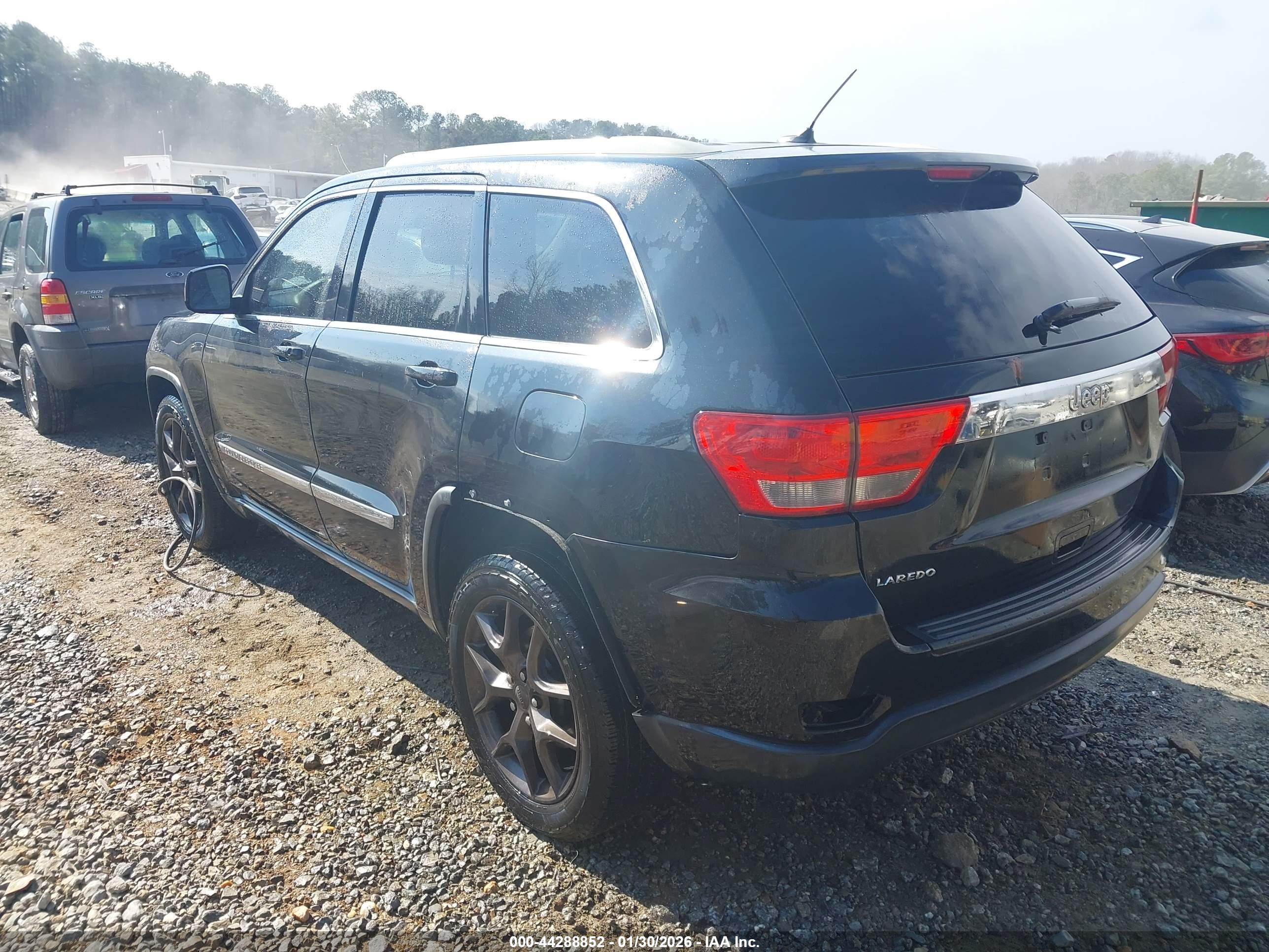 JEEP GRAND image 3