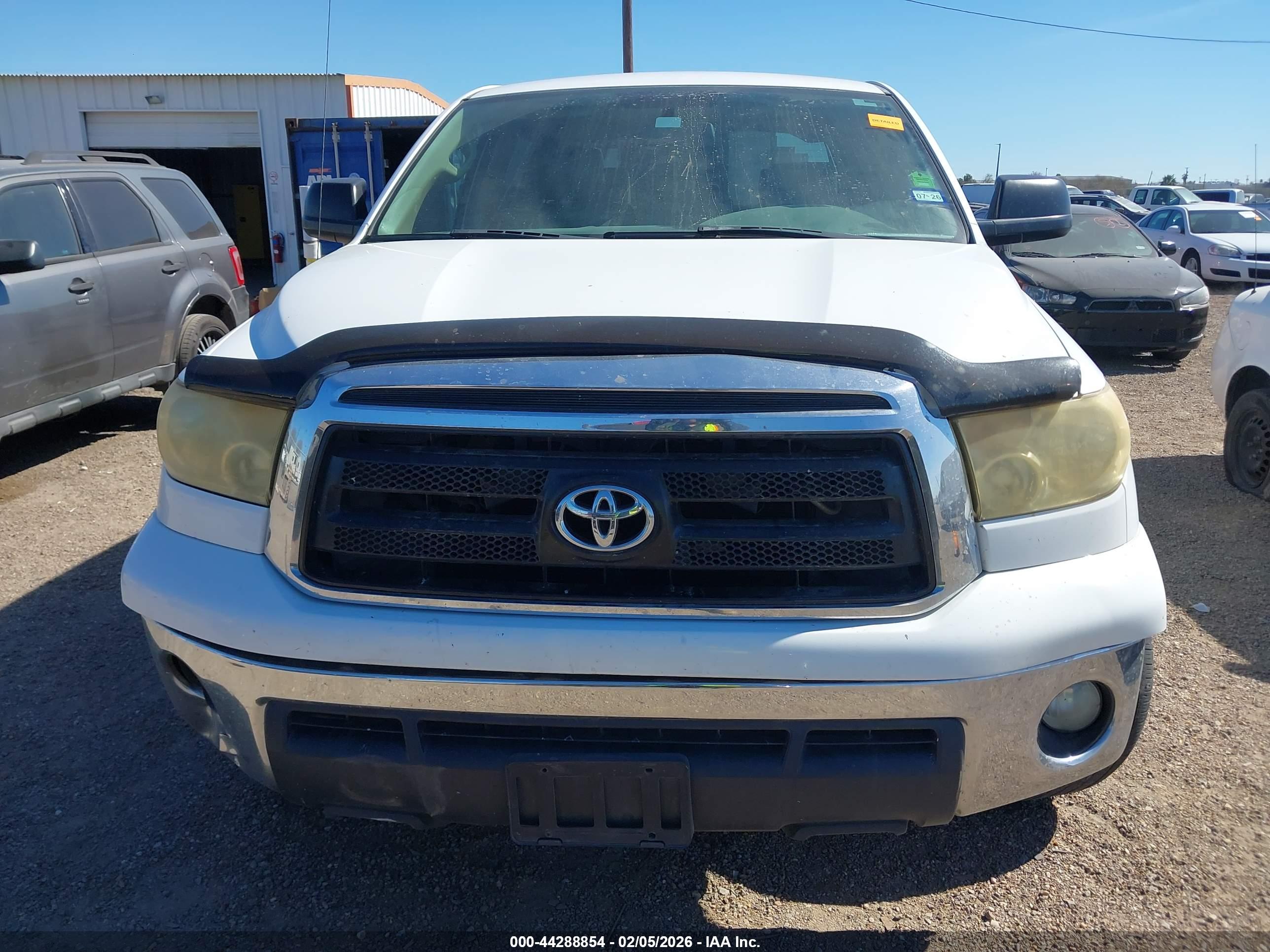 TOYOTA TUNDRA image 6