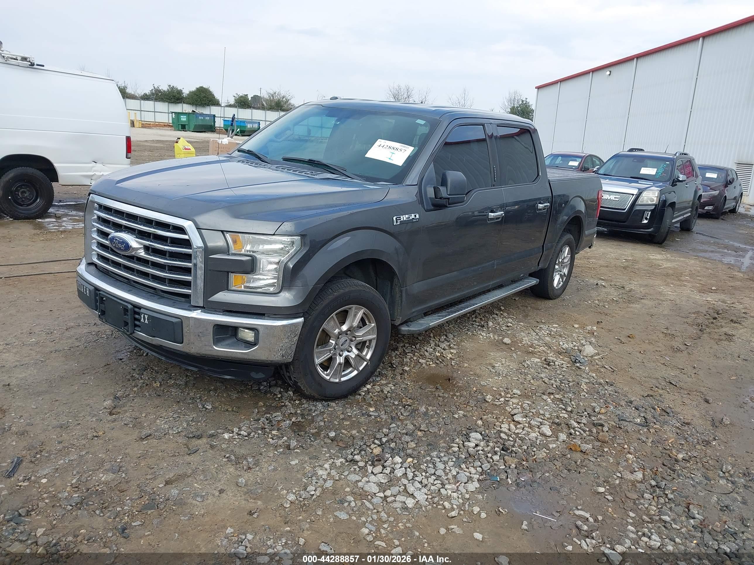 FORD F-150 image 2