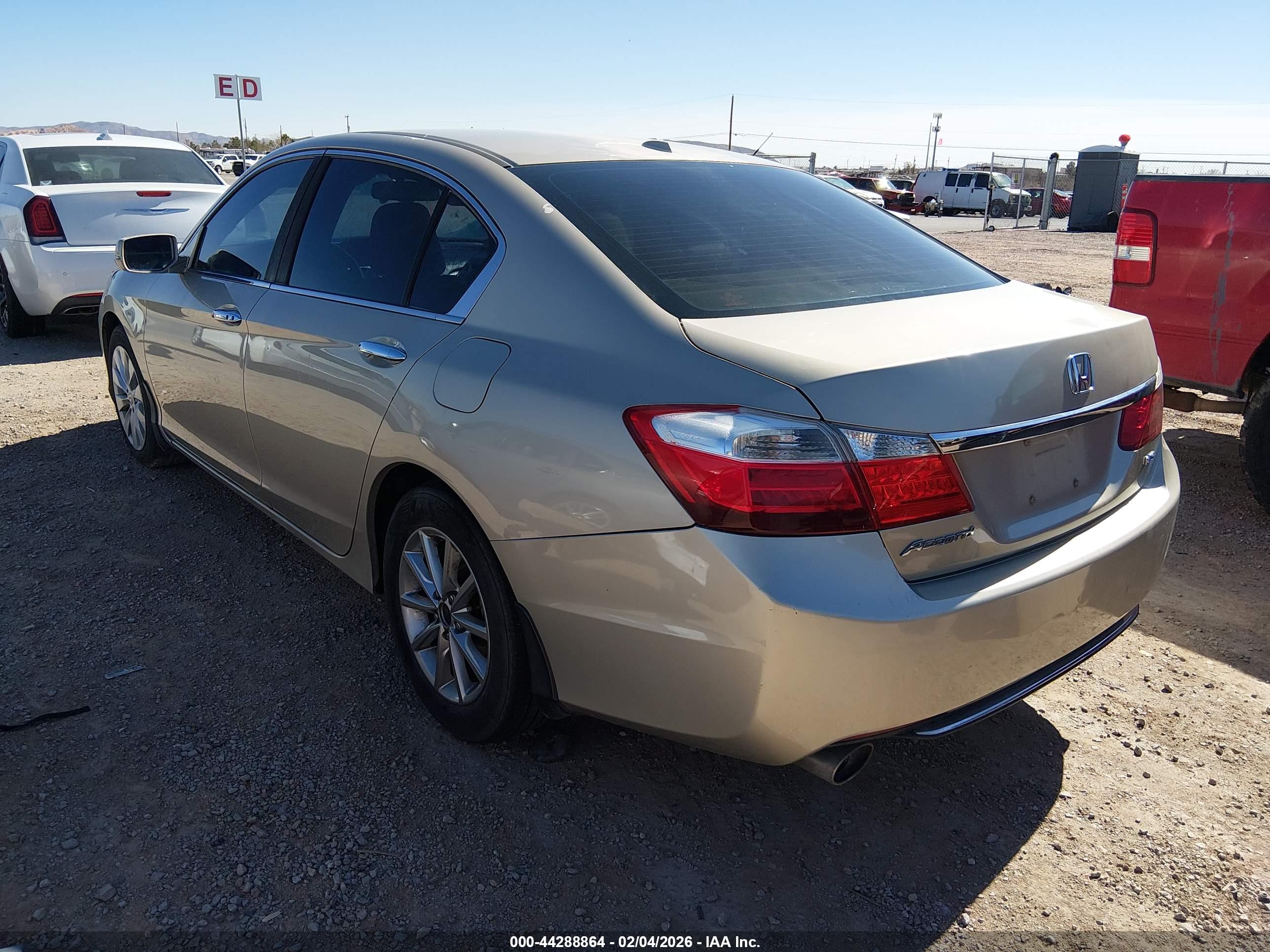 HONDA ACCORD image 3