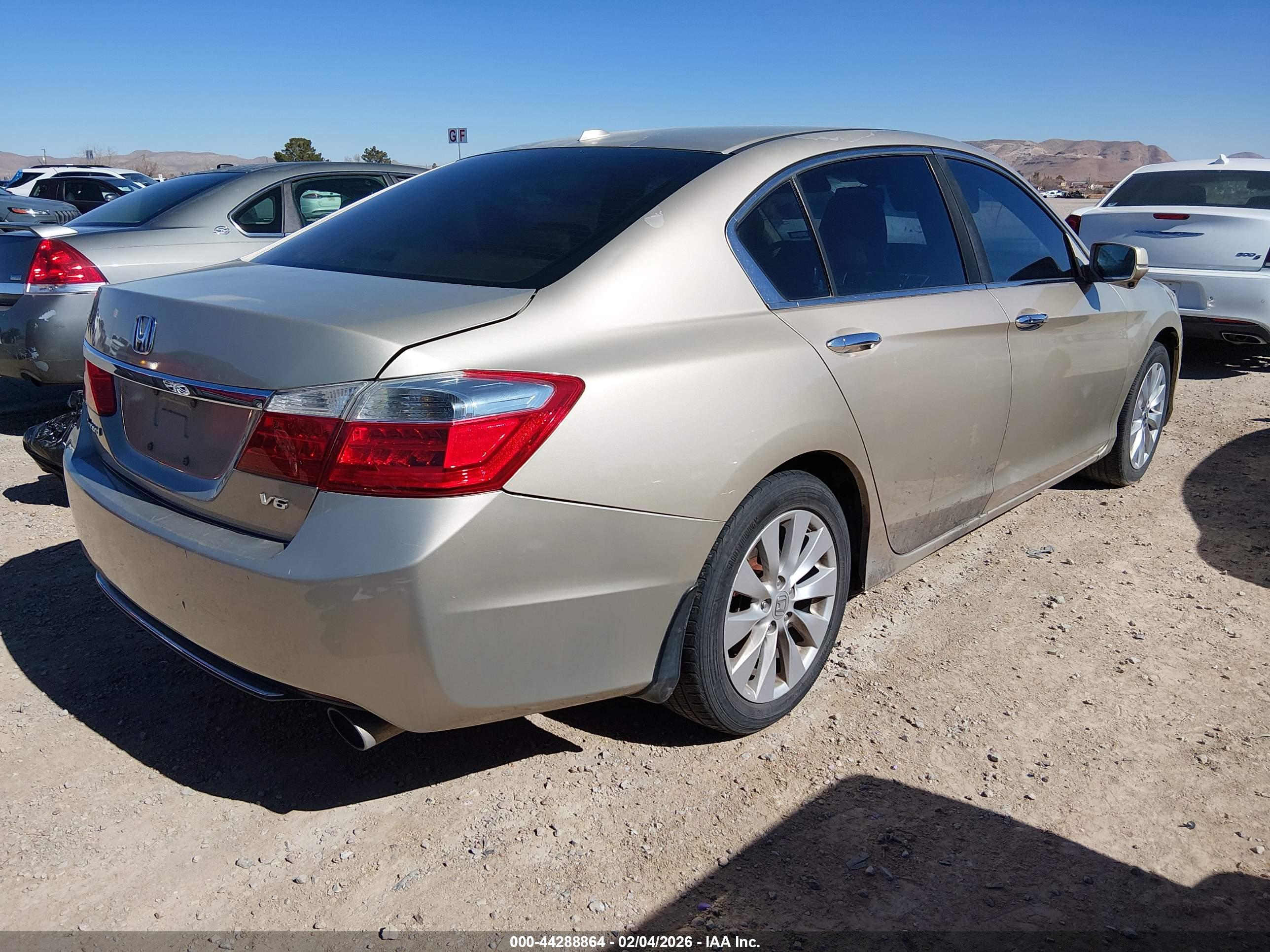 HONDA ACCORD image 4
