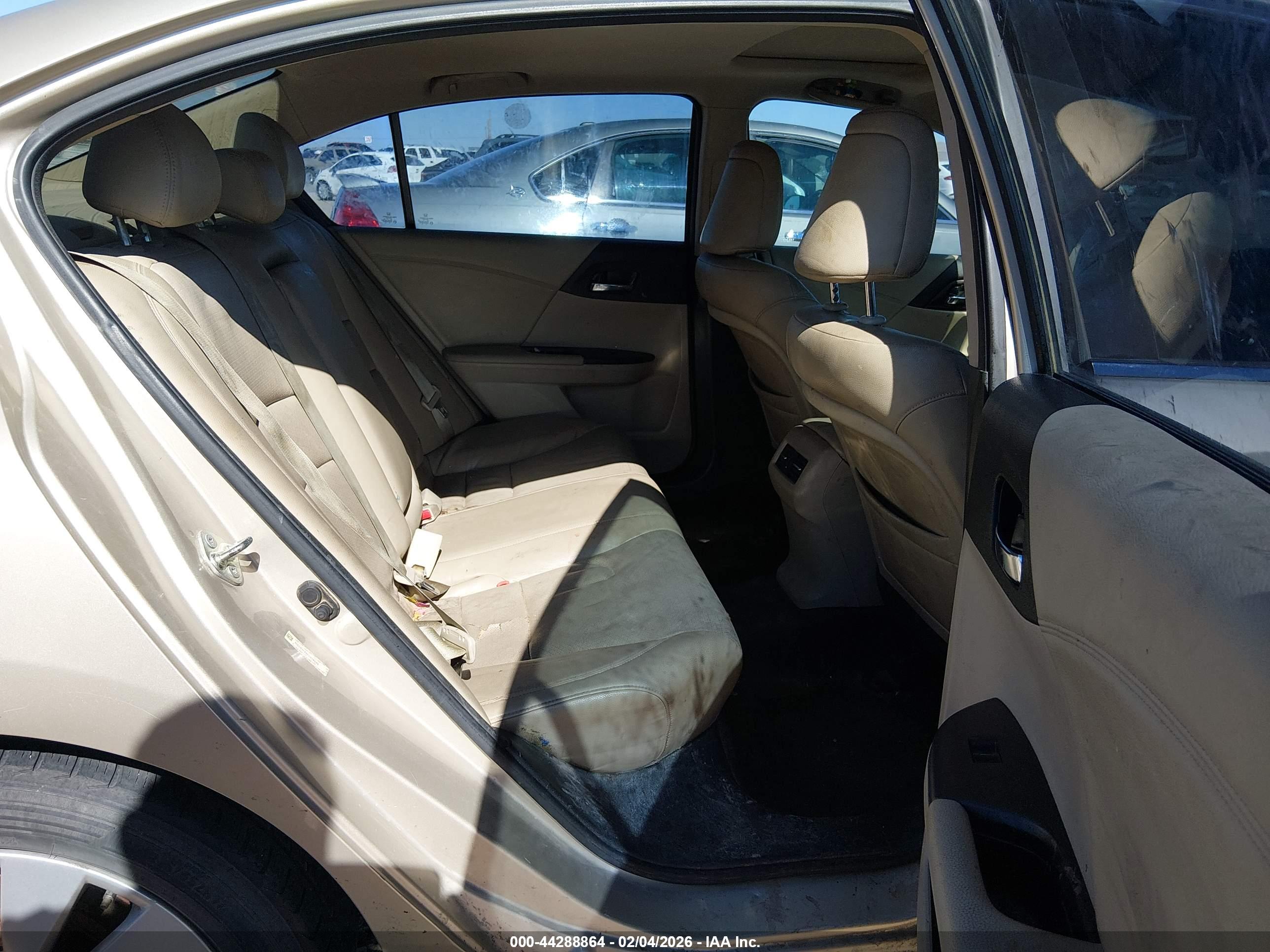 HONDA ACCORD image 8