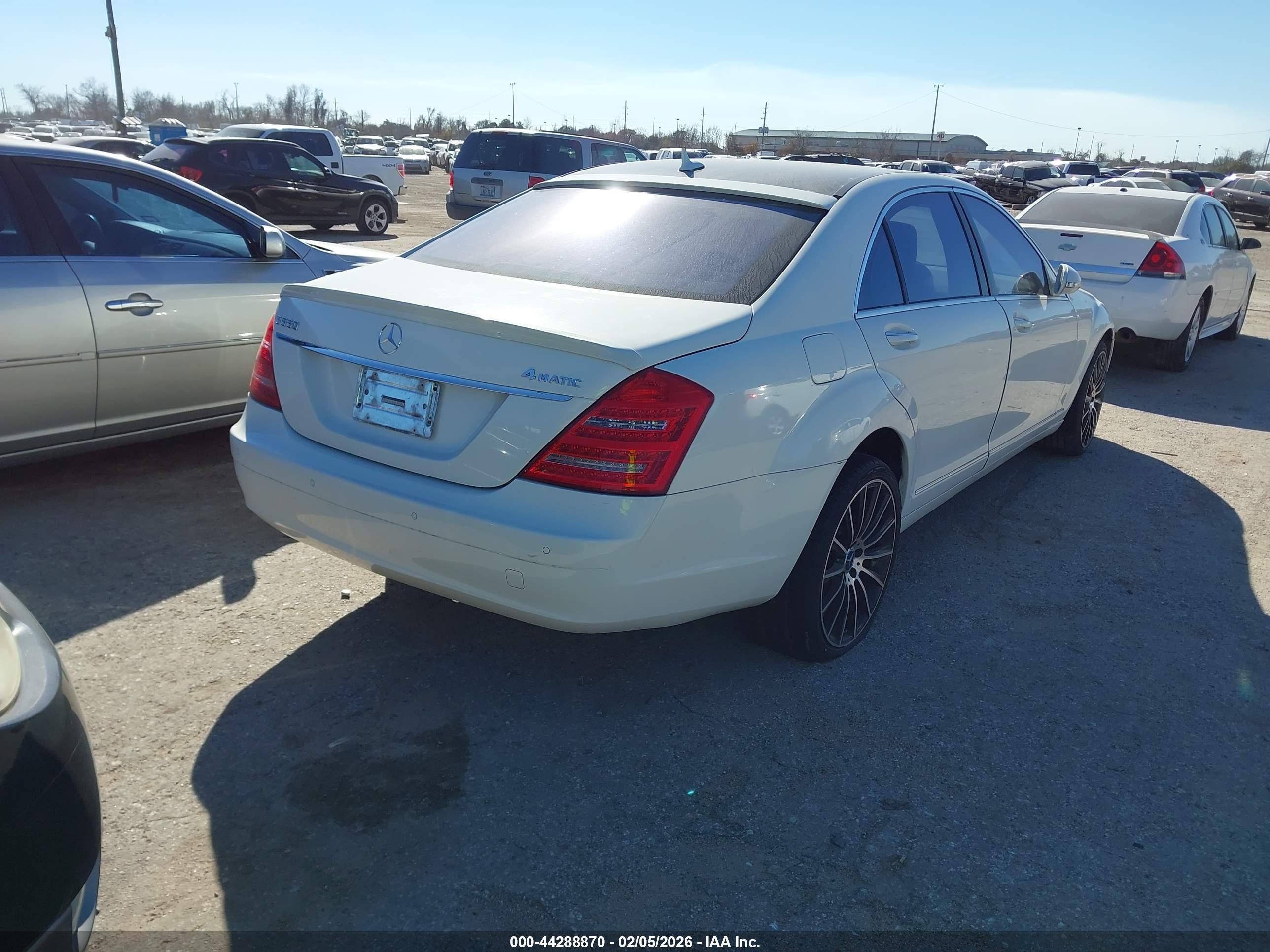 MERCEDES-BENZ S image 4
