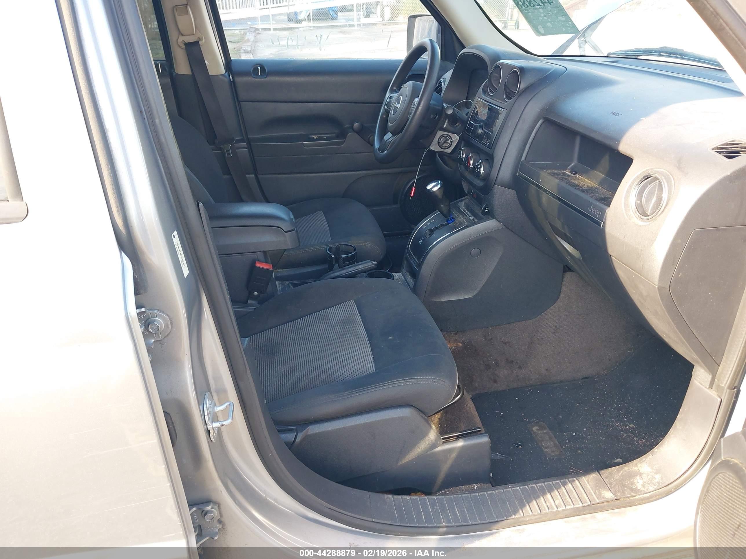 JEEP PATRIOT image 5