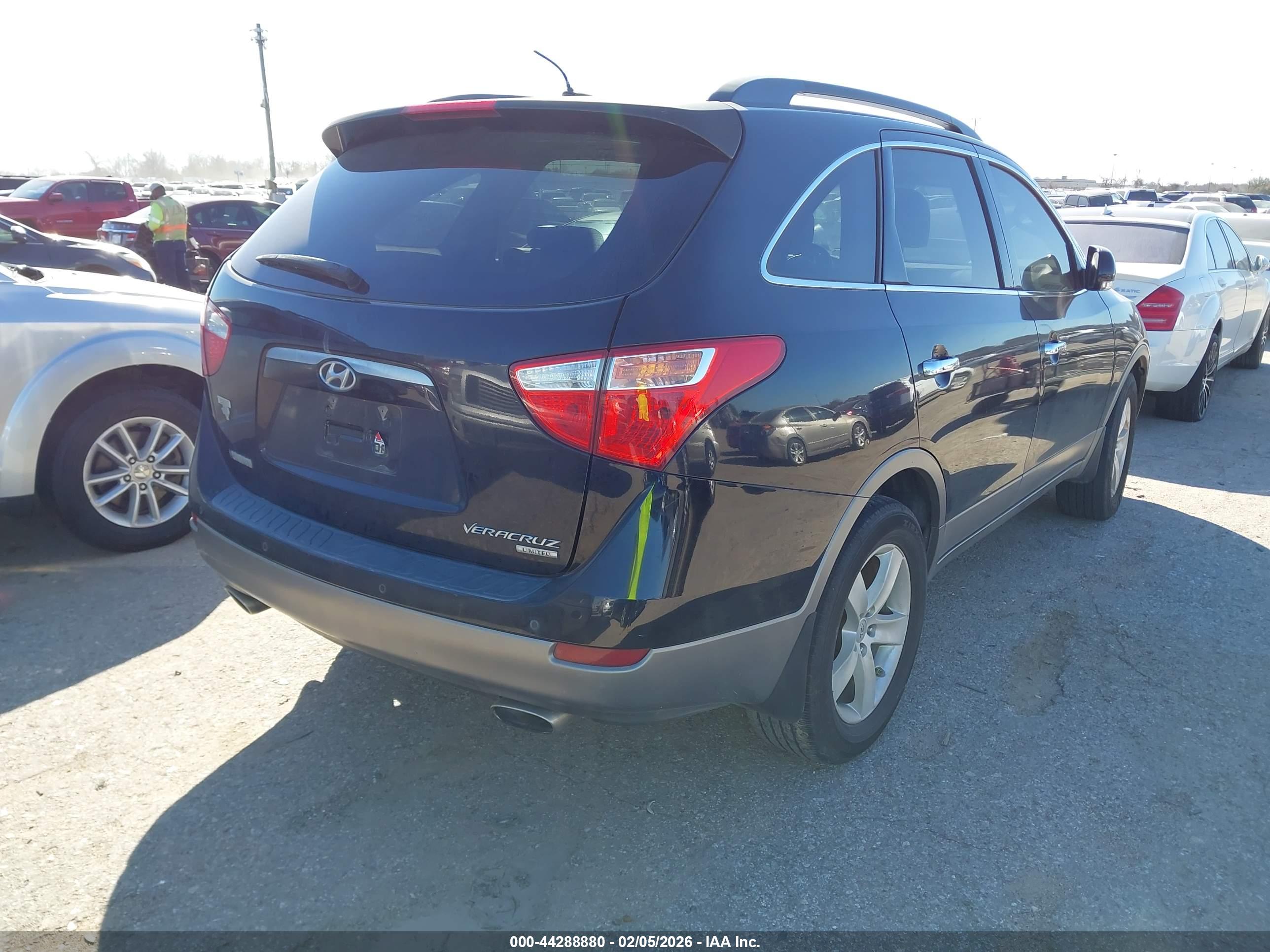 HYUNDAI VERACRUZ image 4