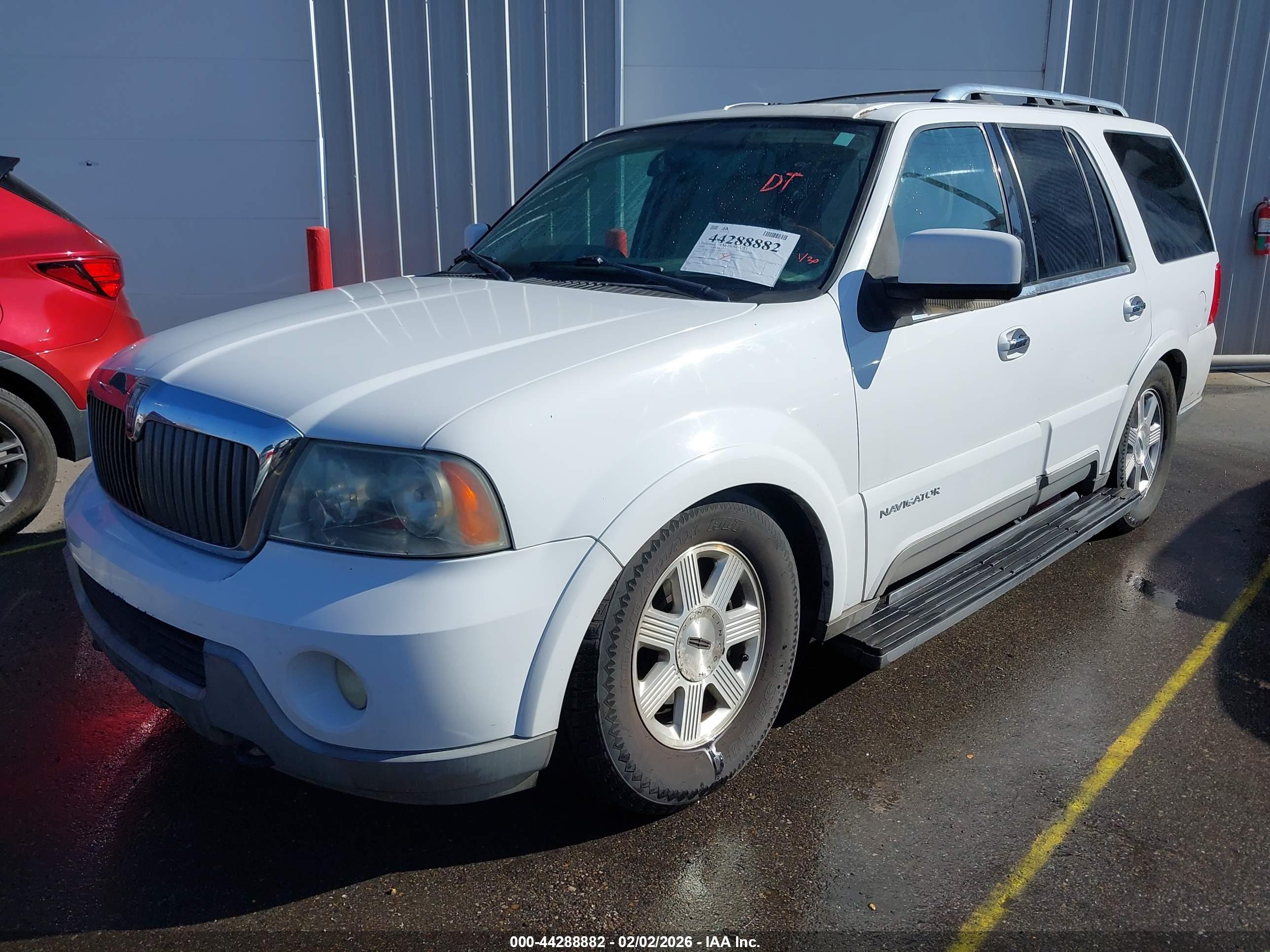 LINCOLN NAVIGATOR image 2