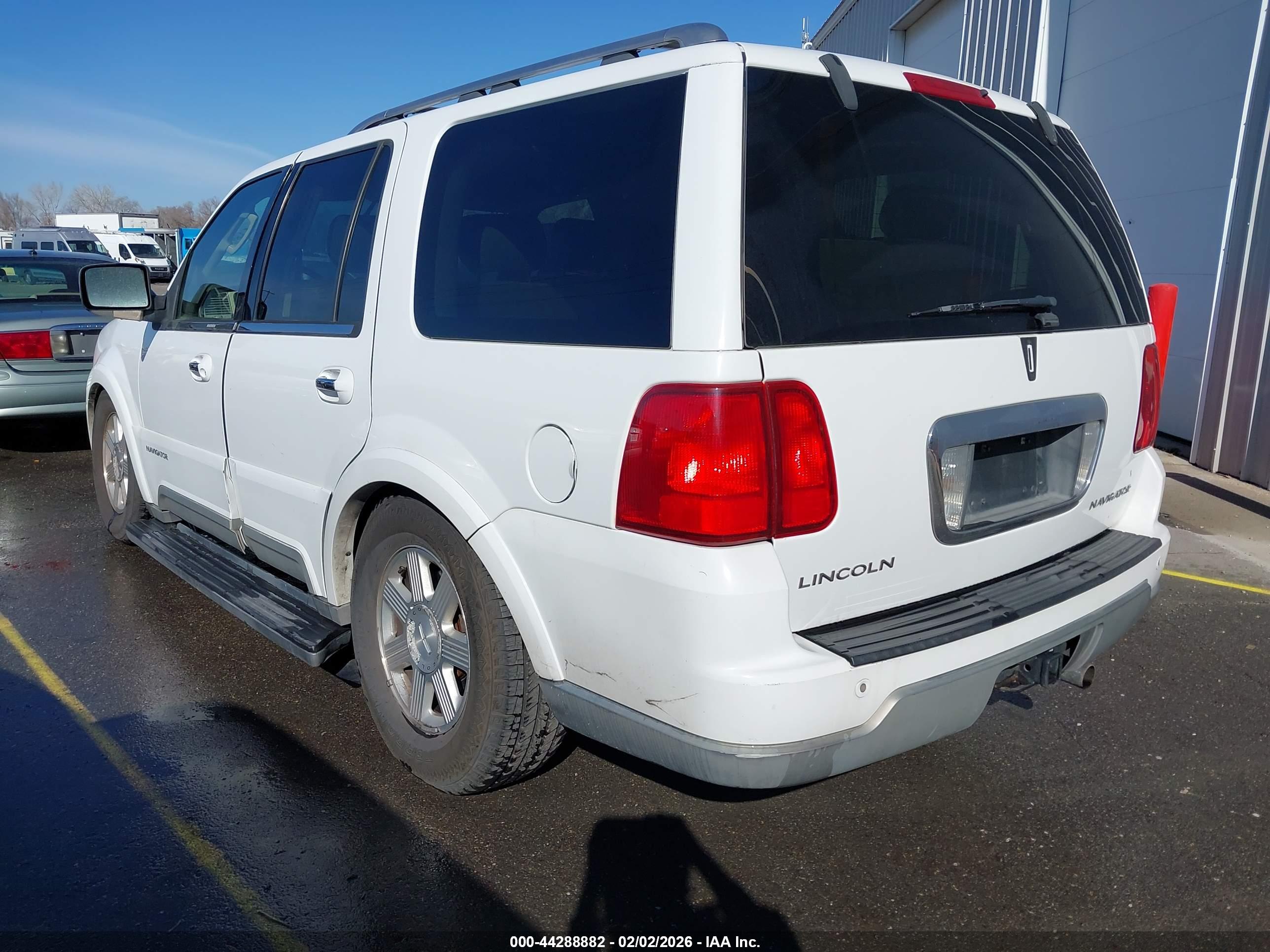 LINCOLN NAVIGATOR image 3
