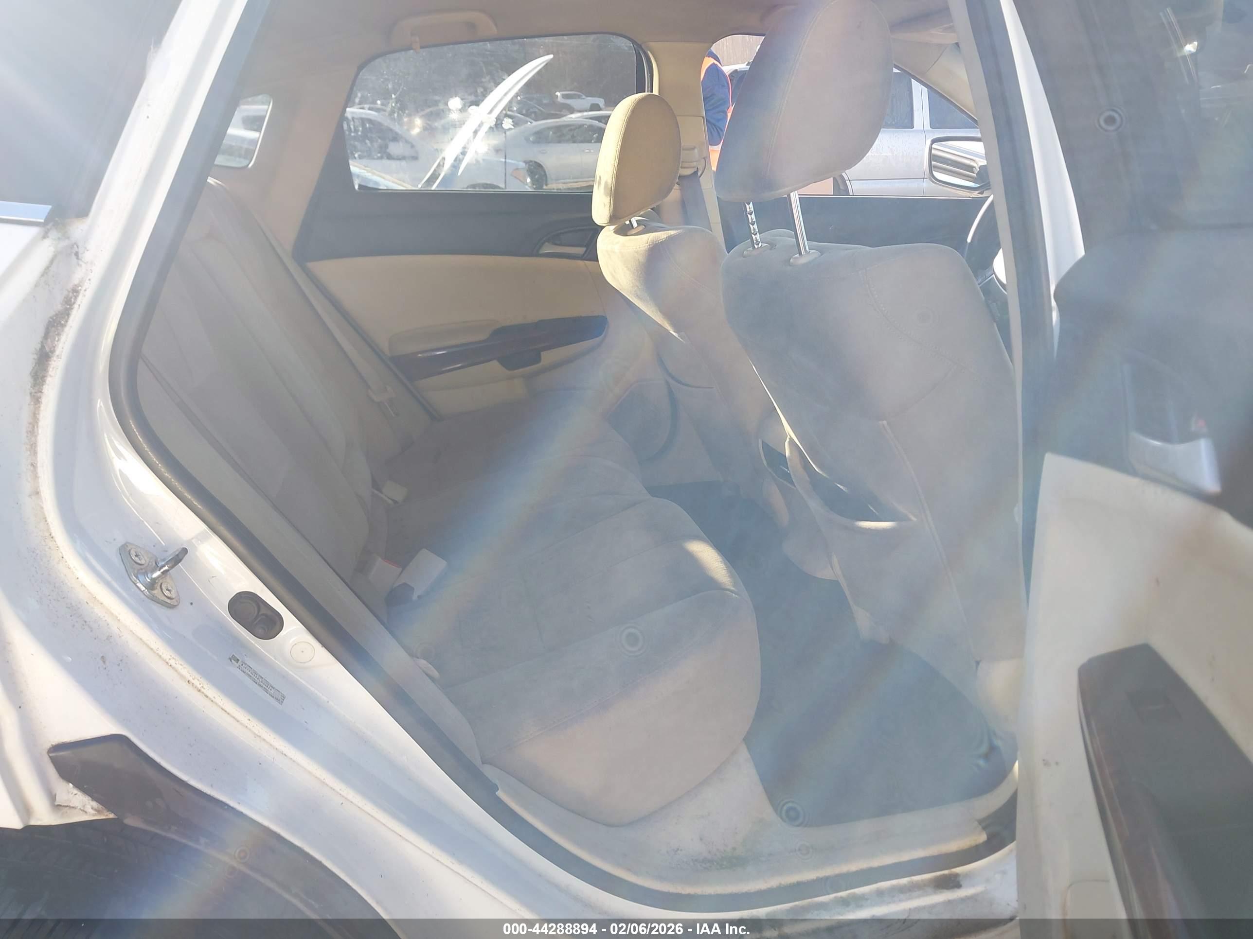 HONDA ACCORD image 8