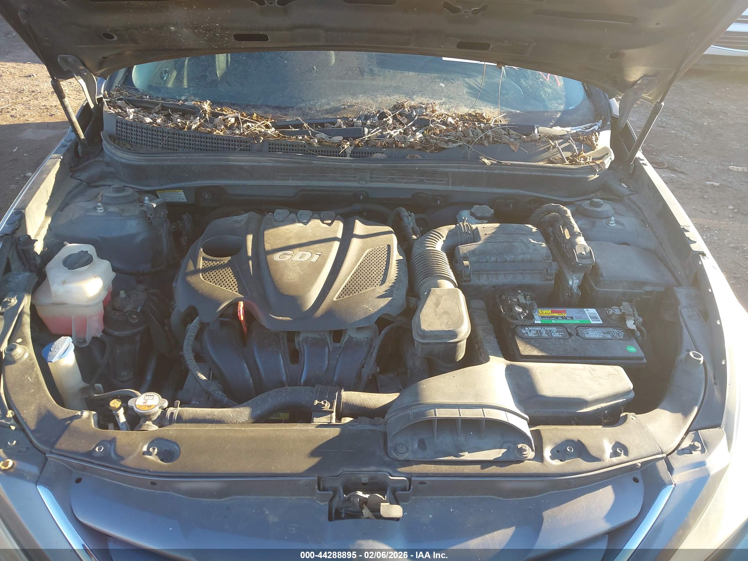 HYUNDAI SONATA image 10
