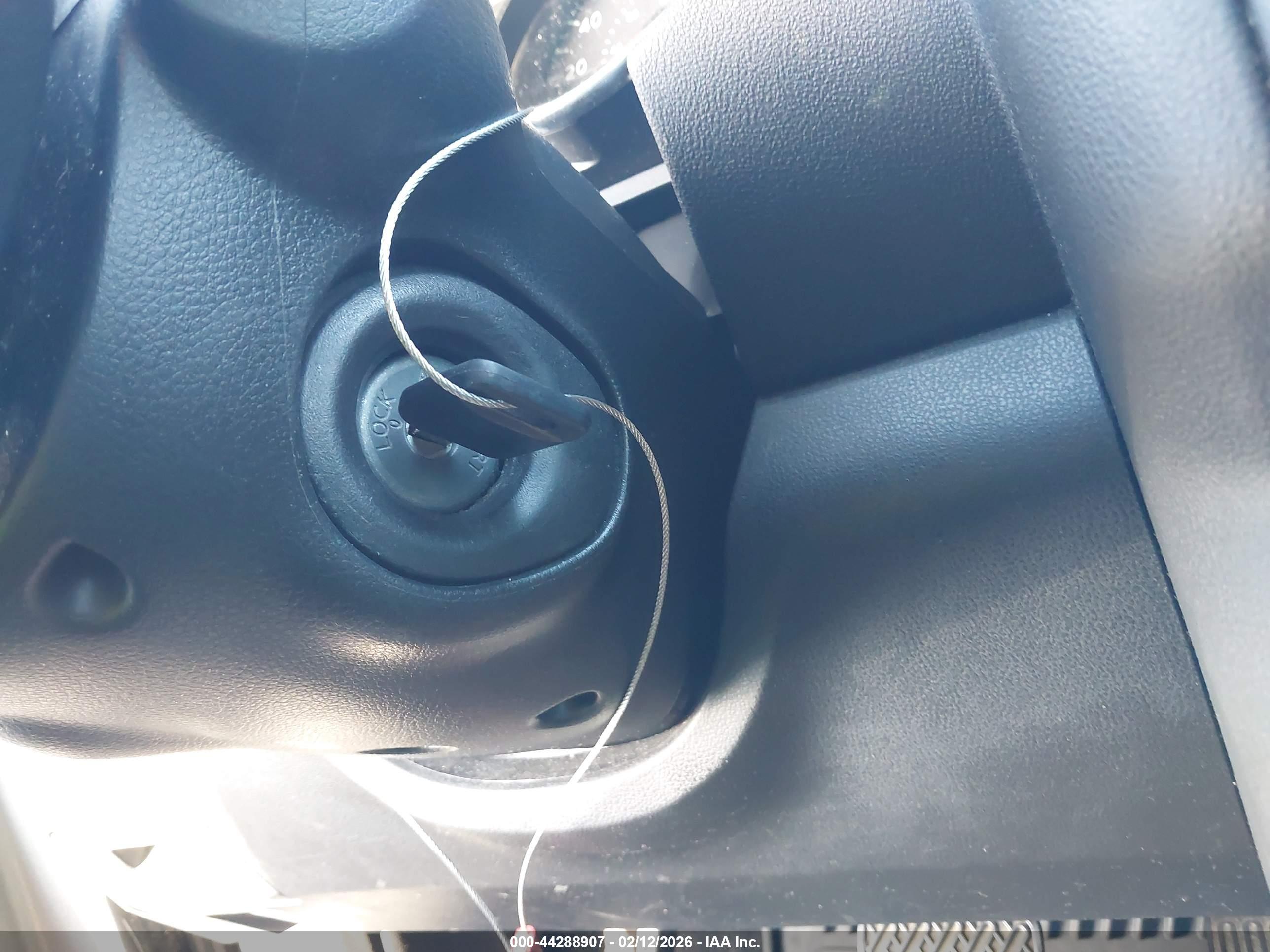 NISSAN ROGUE image 11
