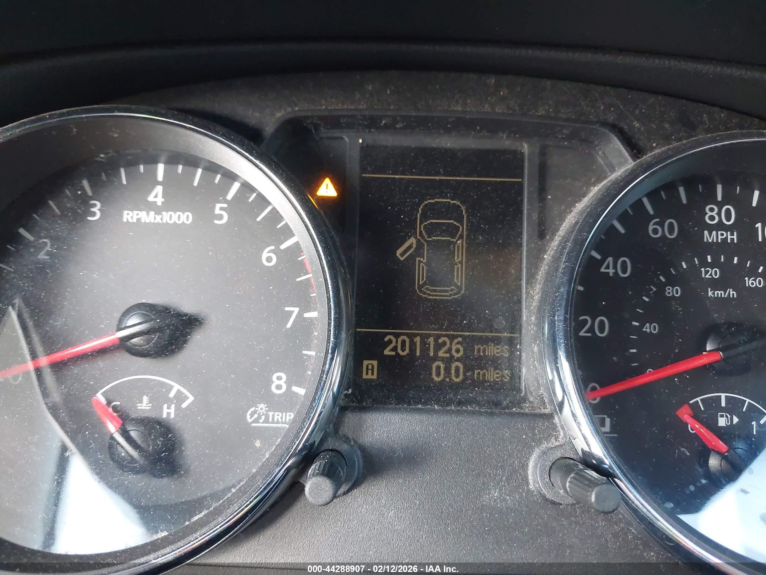 NISSAN ROGUE image 7