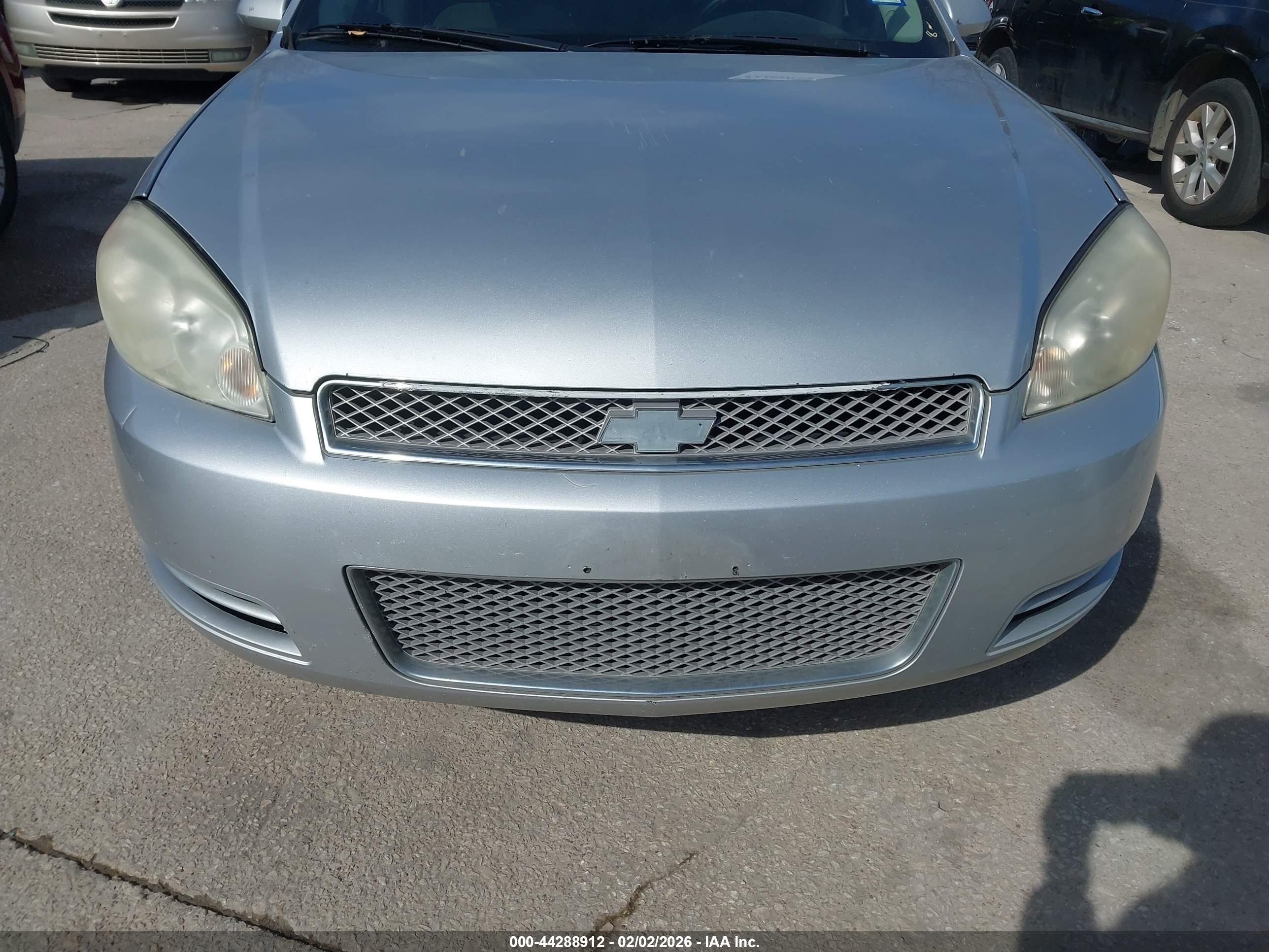CHEVROLET IMPALA image 6