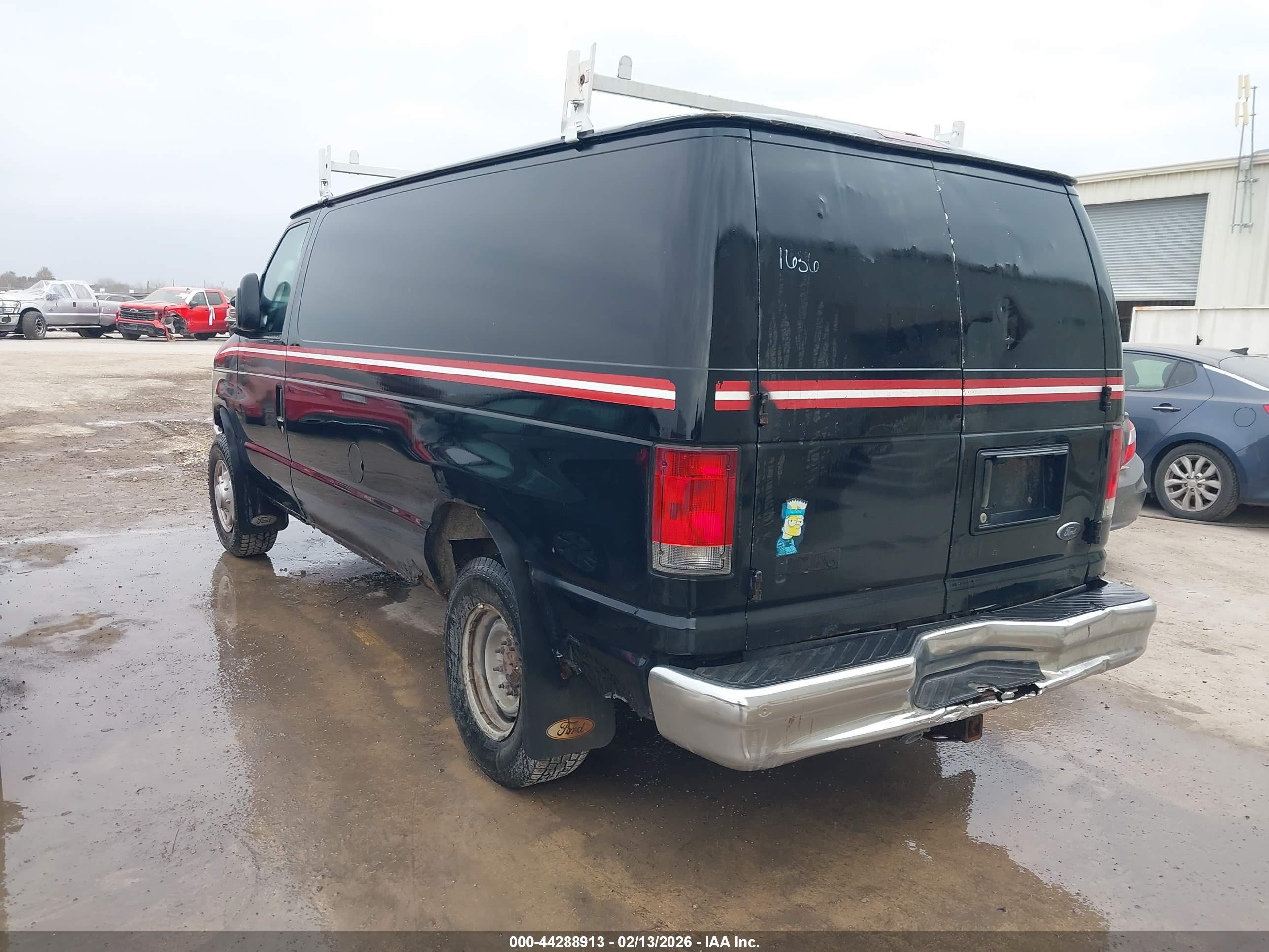 FORD E-350 image 3