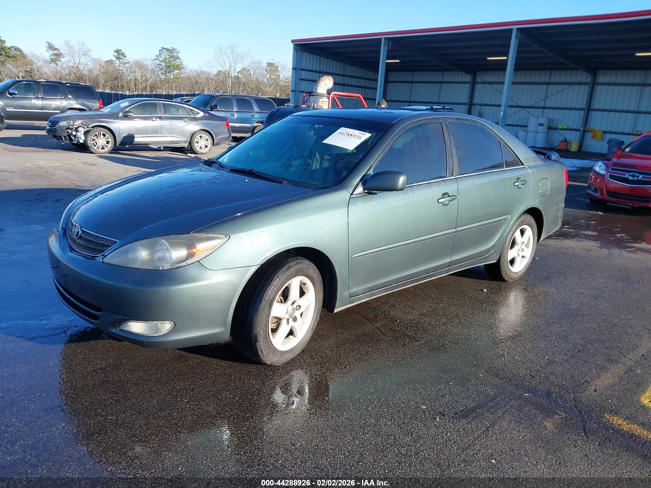 TOYOTA CAMRY image 2