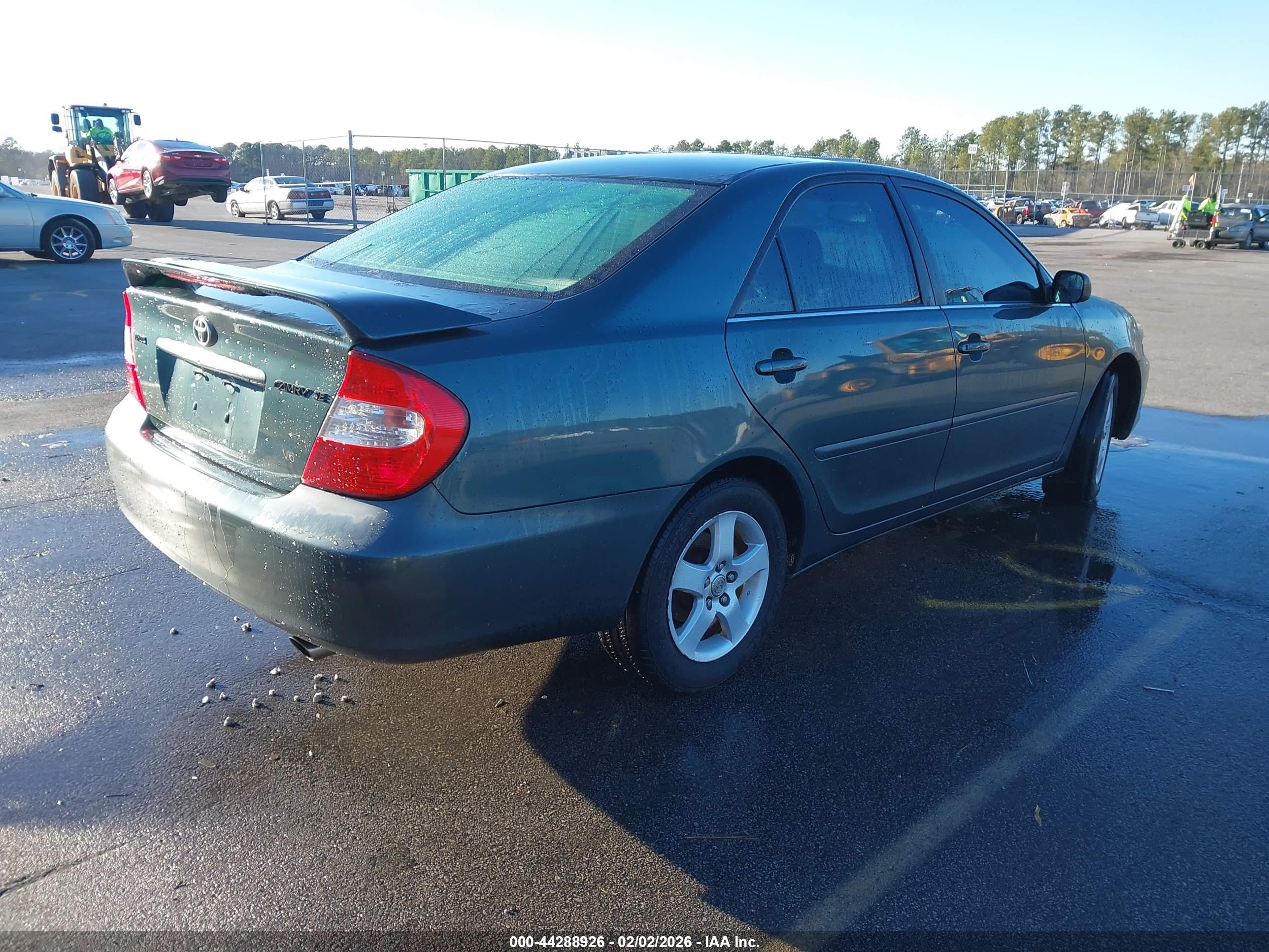 TOYOTA CAMRY image 4
