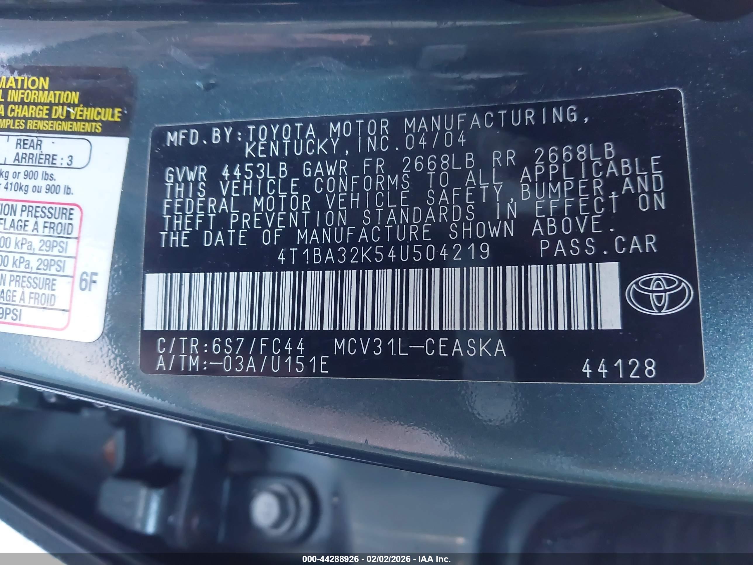 TOYOTA CAMRY image 9