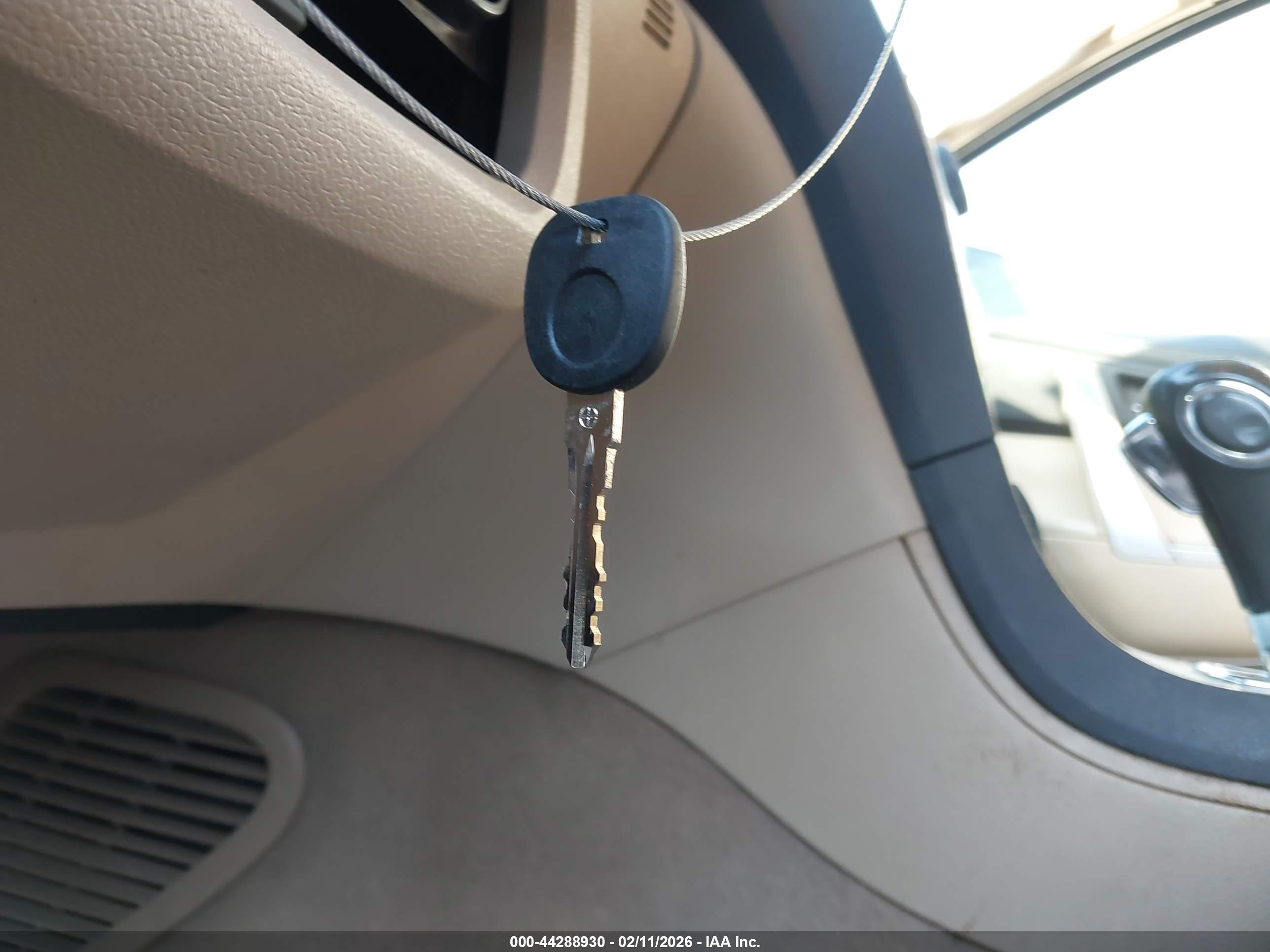GMC ACADIA image 11