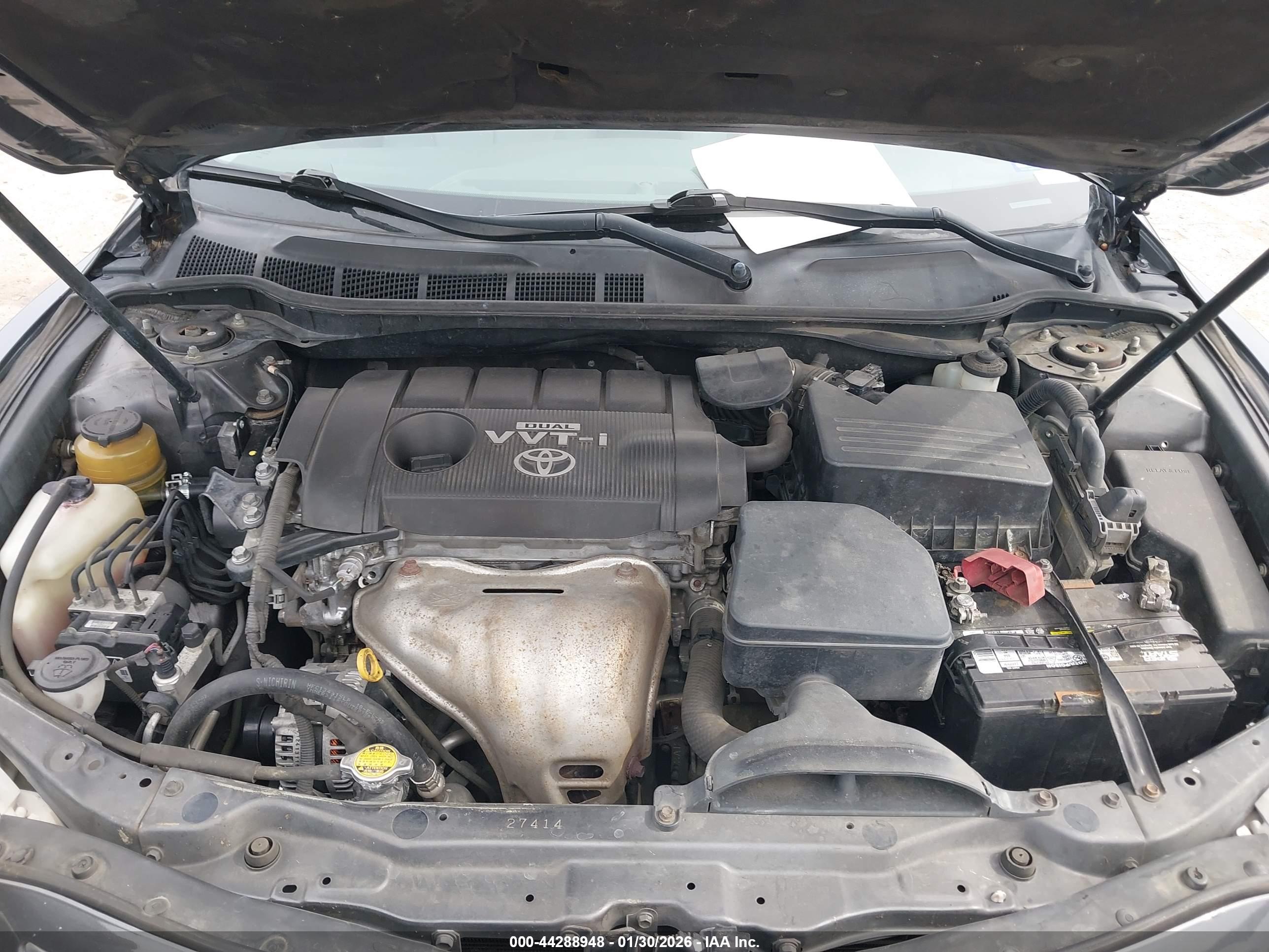 TOYOTA CAMRY image 10
