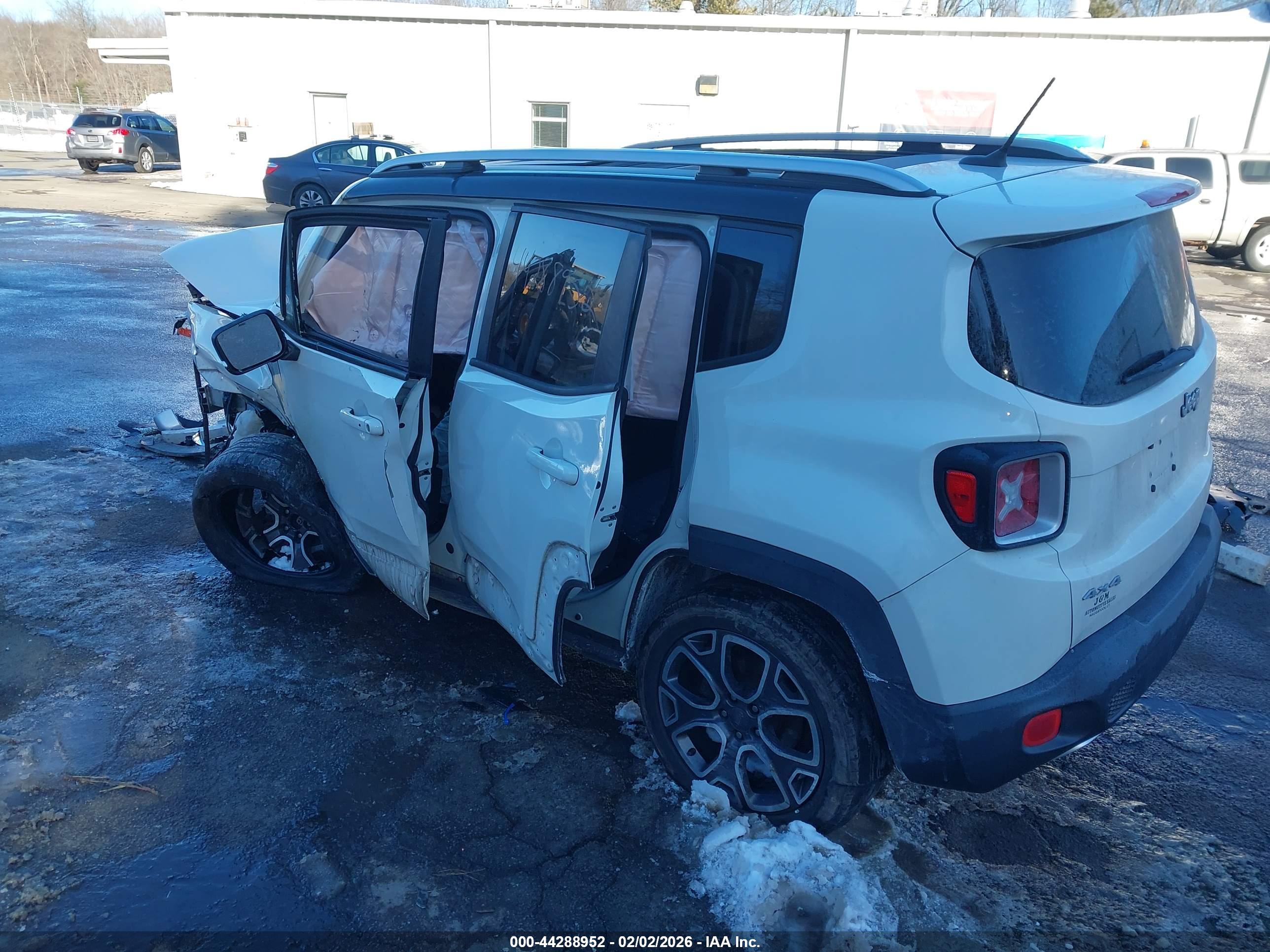 JEEP RENEGADE image 3