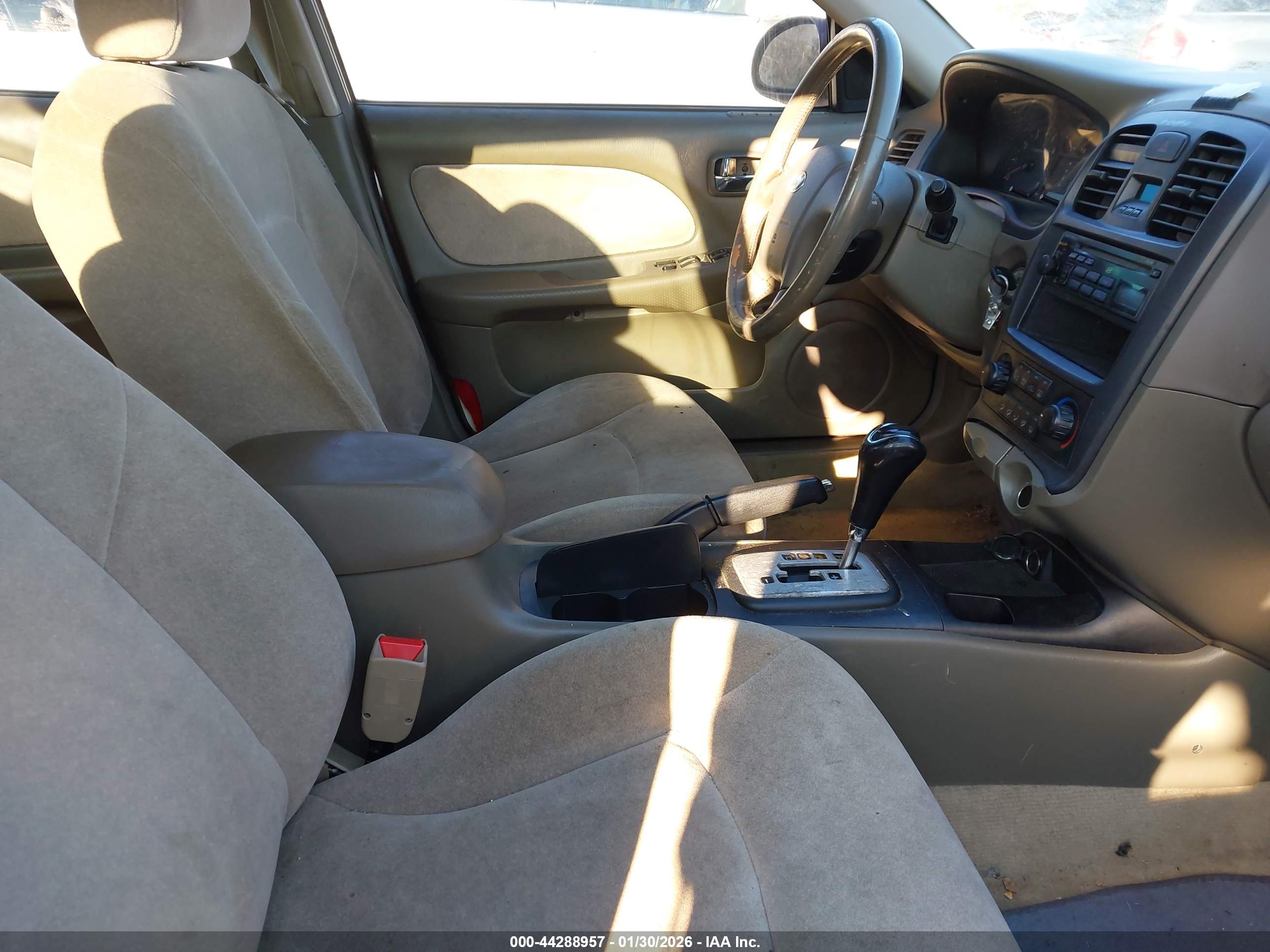 HYUNDAI SONATA image 5