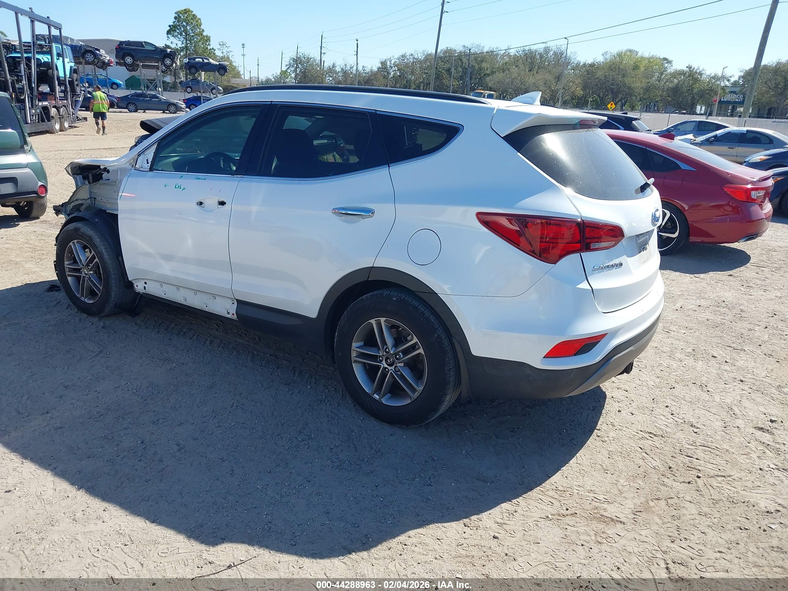 HYUNDAI SANTA image 3