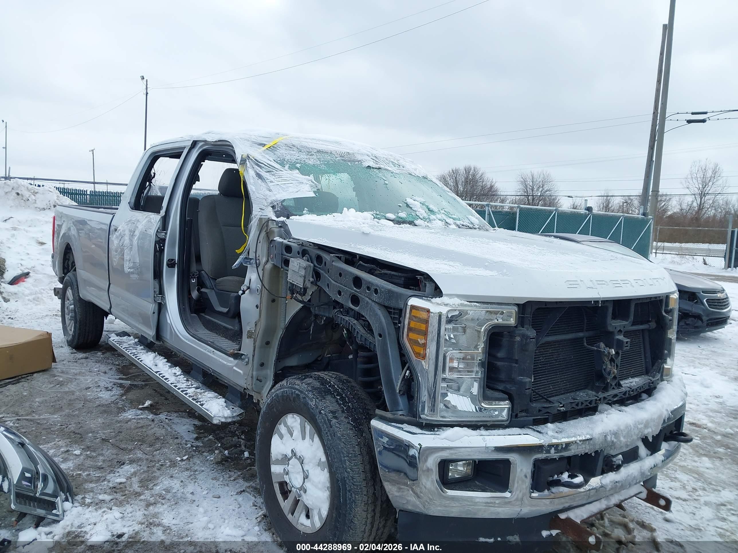 FORD F-250 image 6