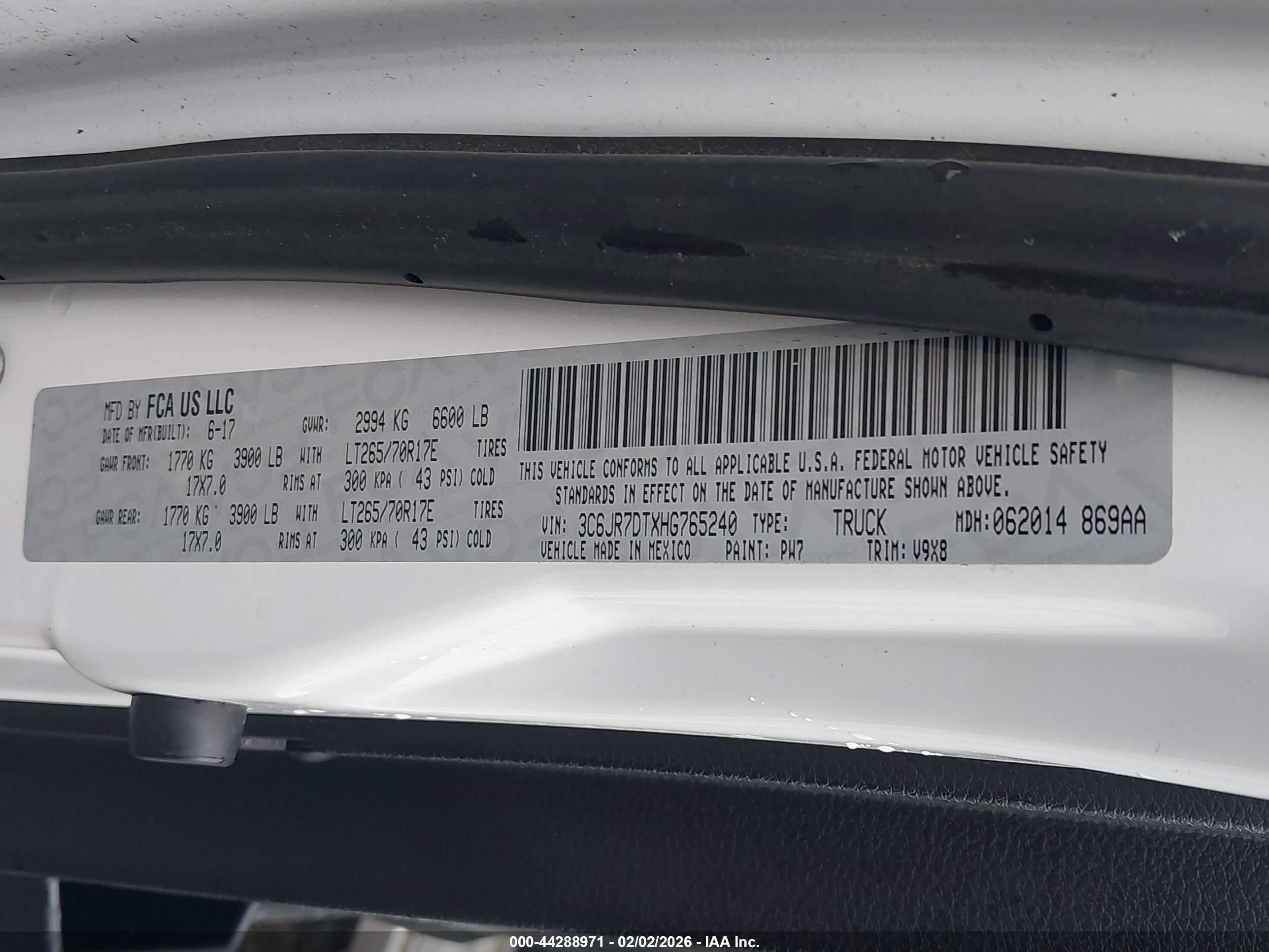 RAM 1500 image 9