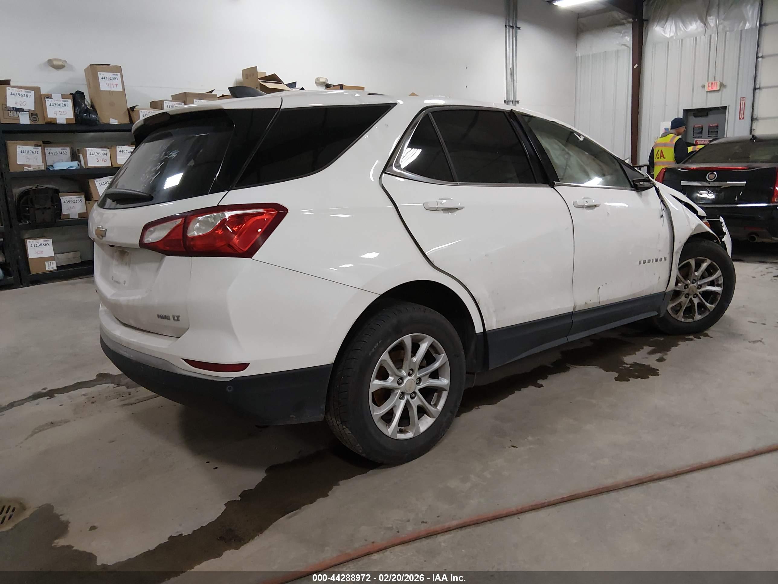 CHEVROLET EQUINOX image 4