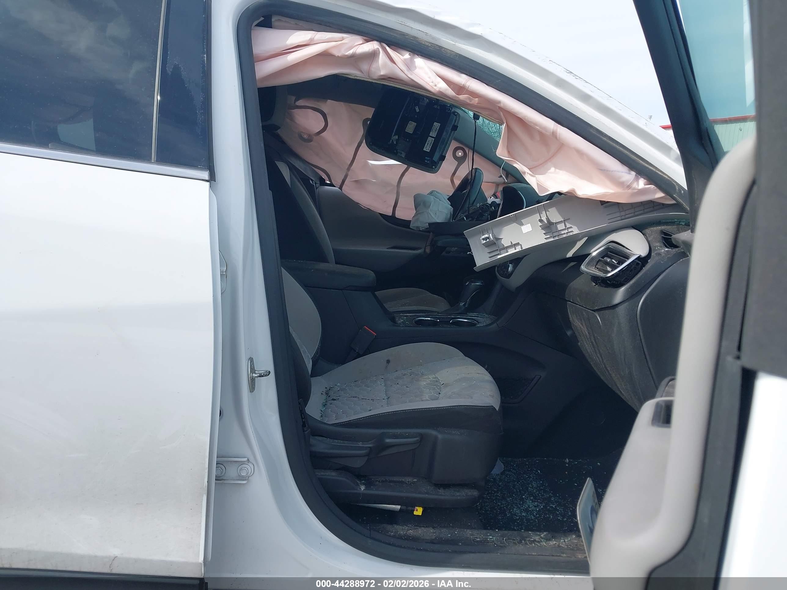 CHEVROLET EQUINOX image 5