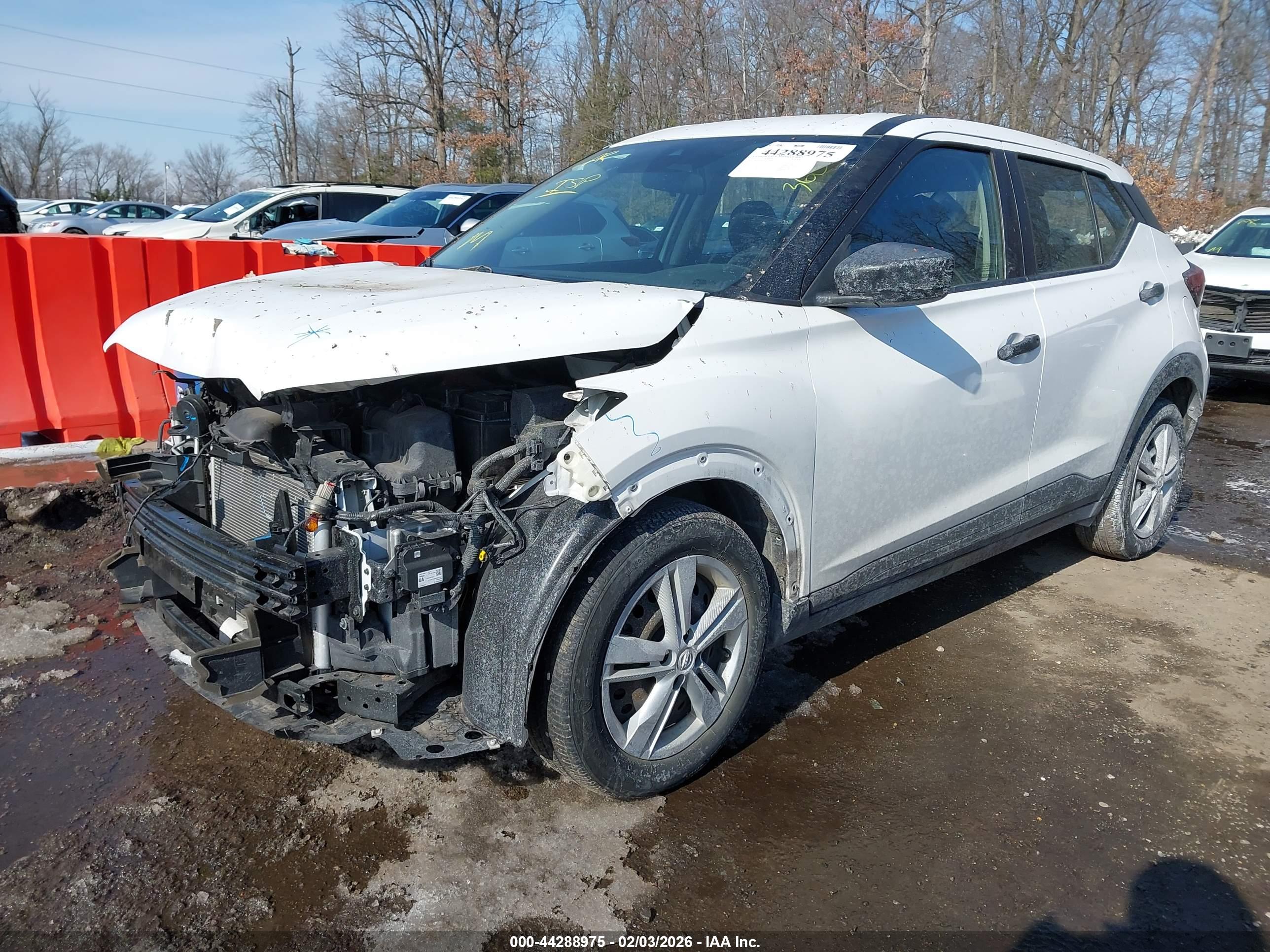 NISSAN KICKS image 2