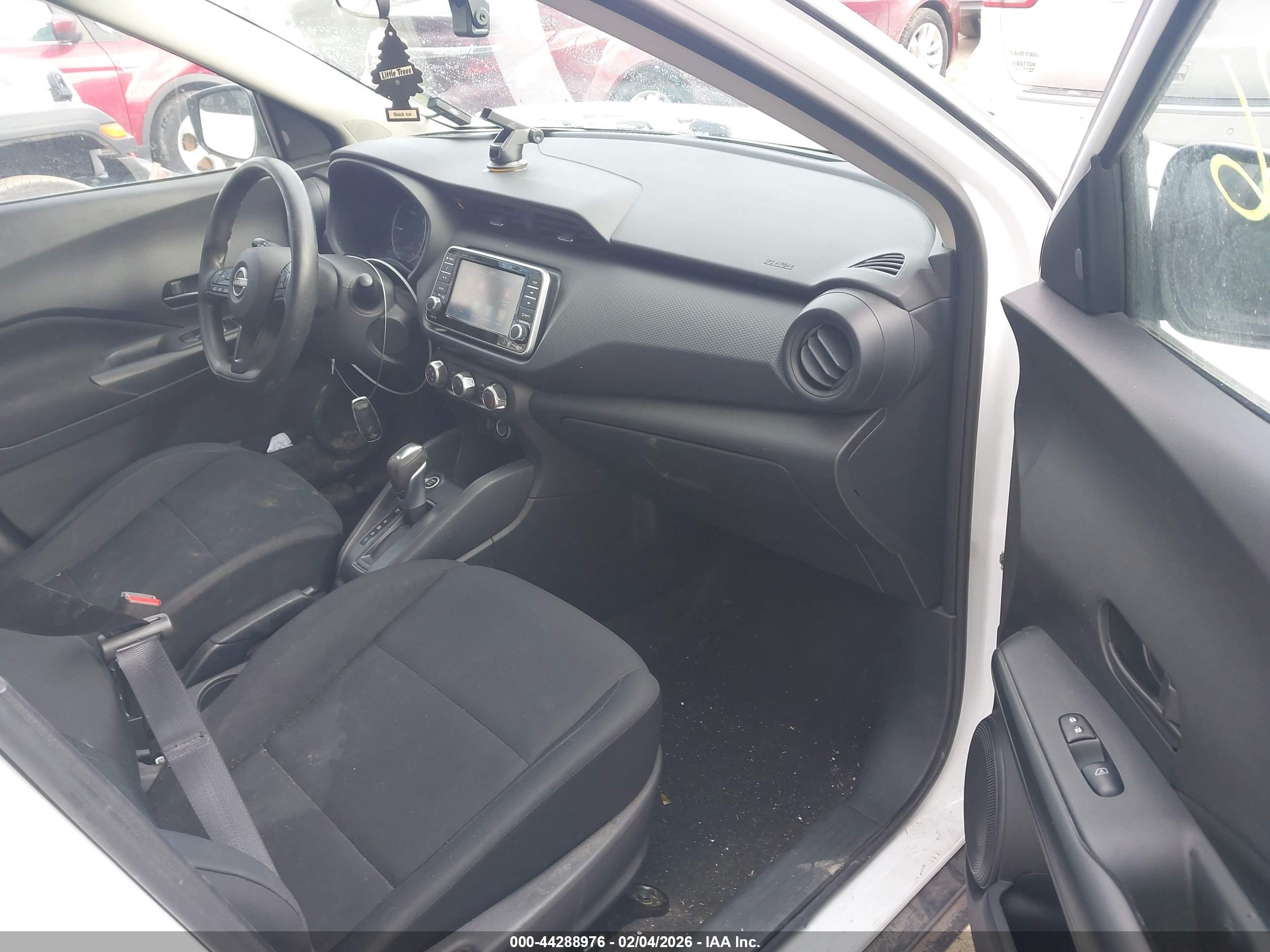 NISSAN KICKS image 5