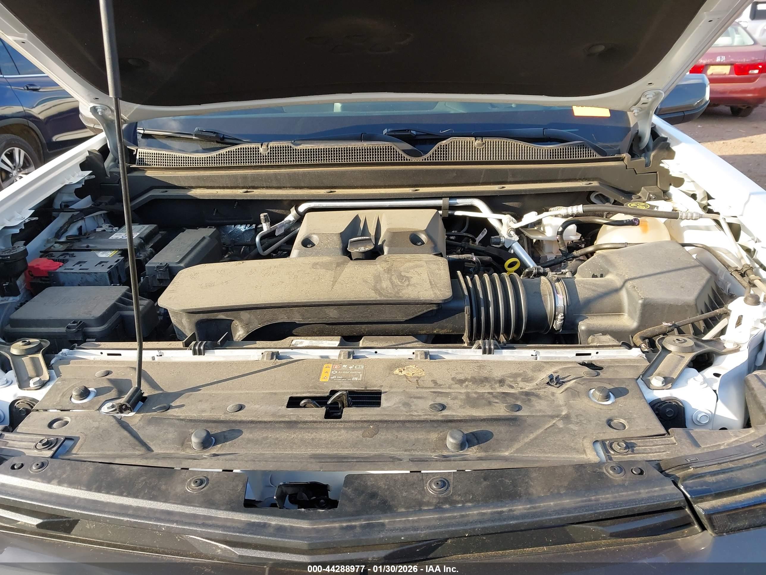 CHEVROLET COLORADO image 10