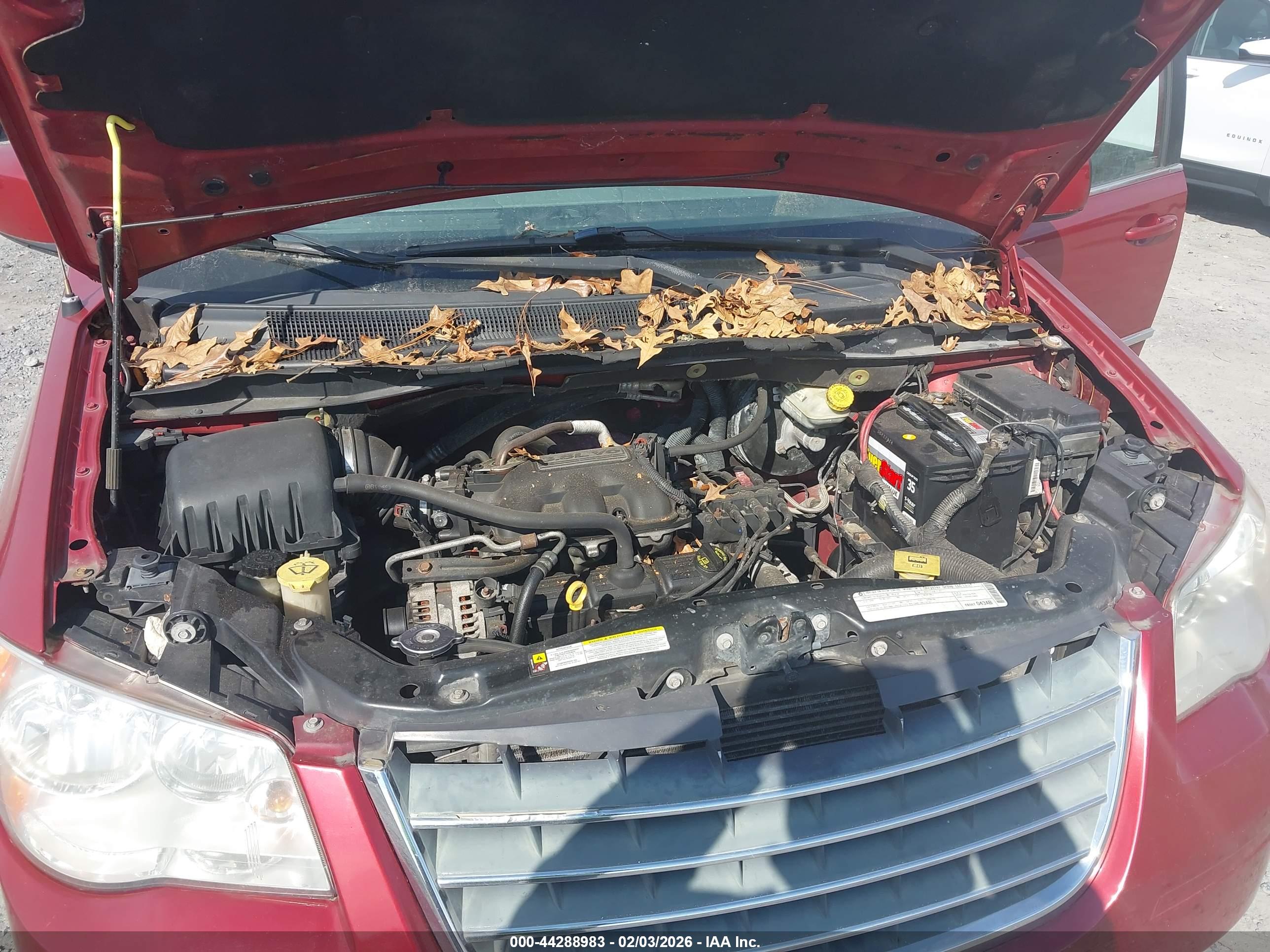 CHRYSLER TOWN image 10