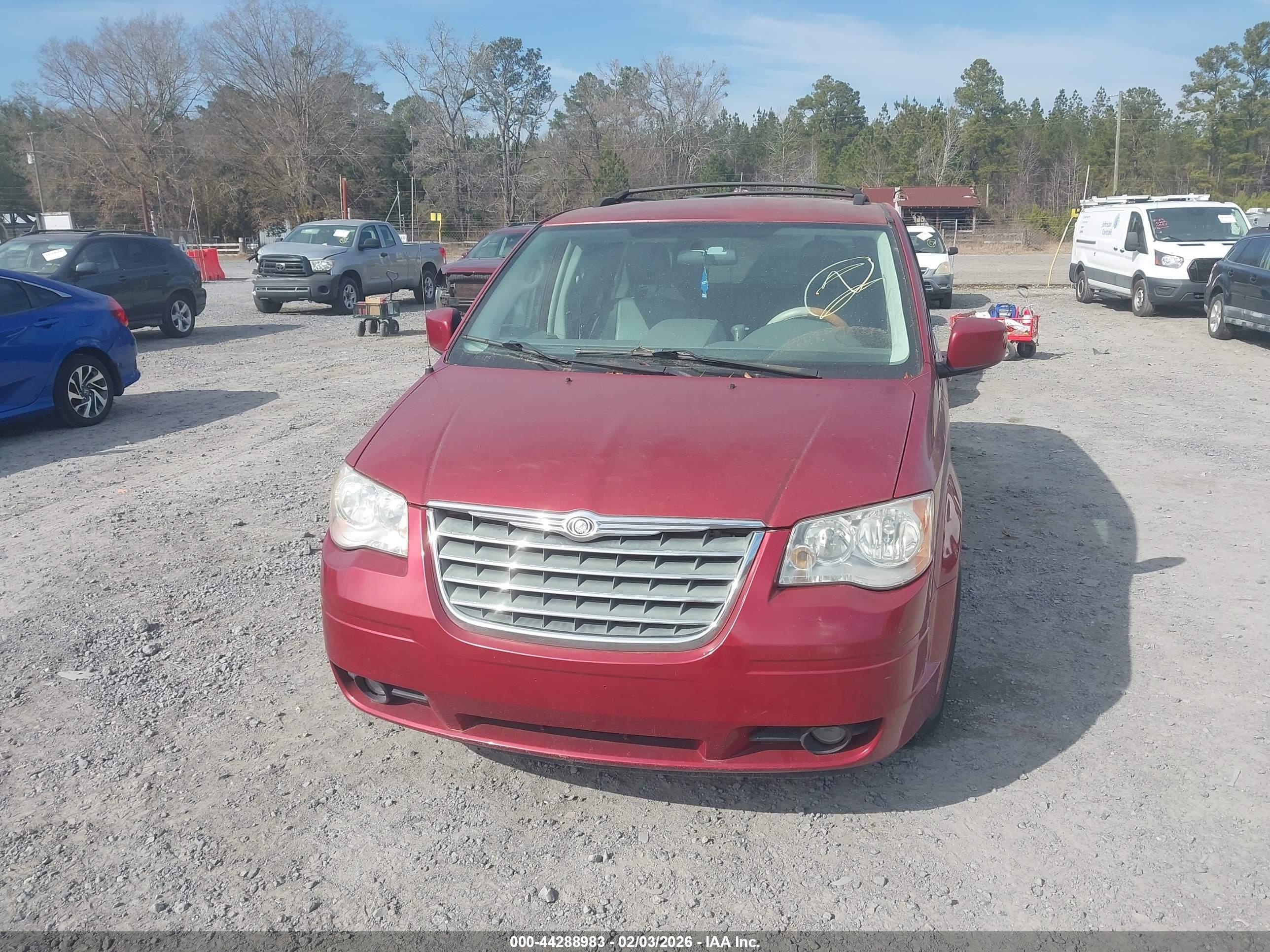 CHRYSLER TOWN image 6