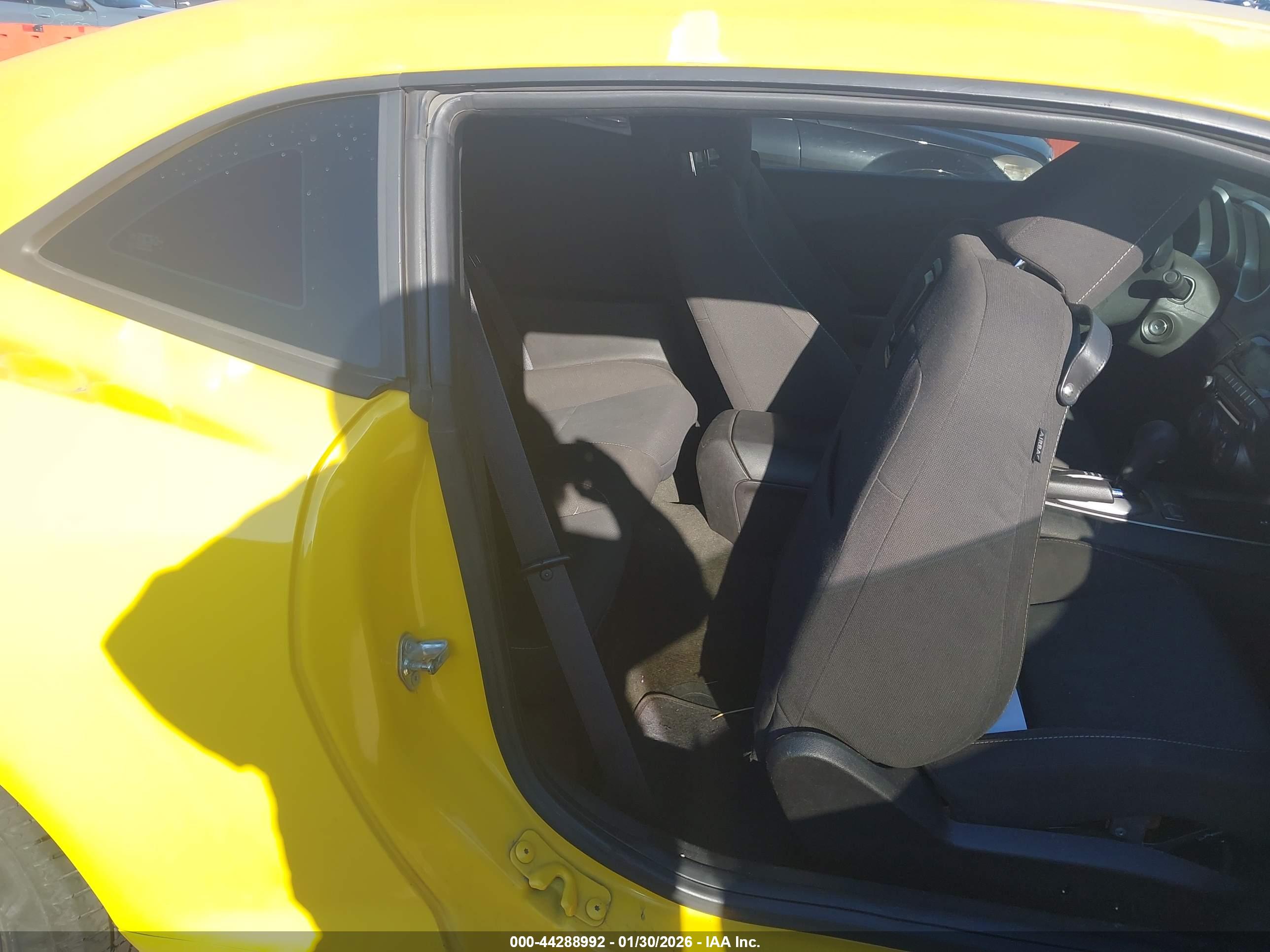 CHEVROLET CAMARO image 8