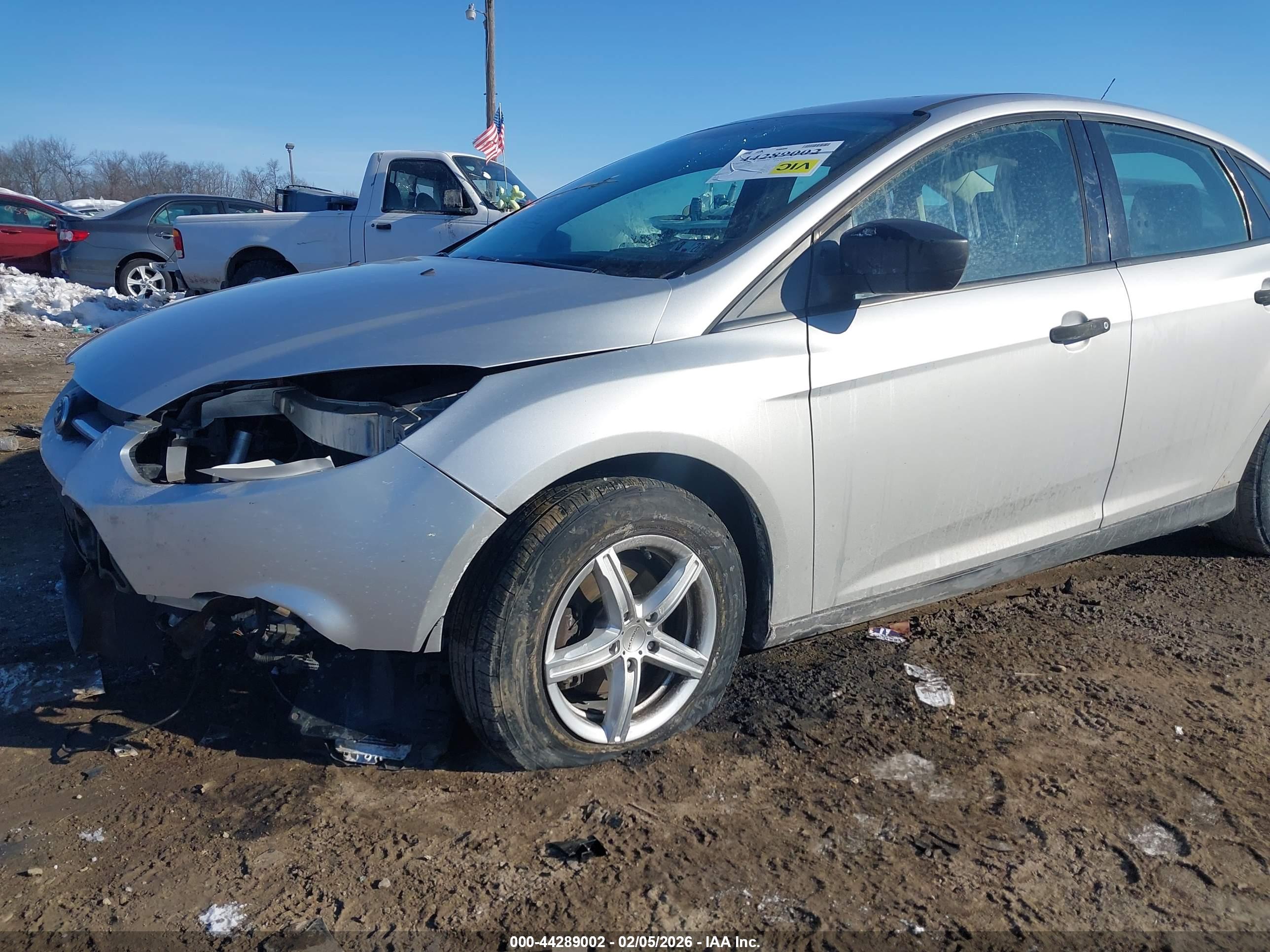 FORD FOCUS image 6